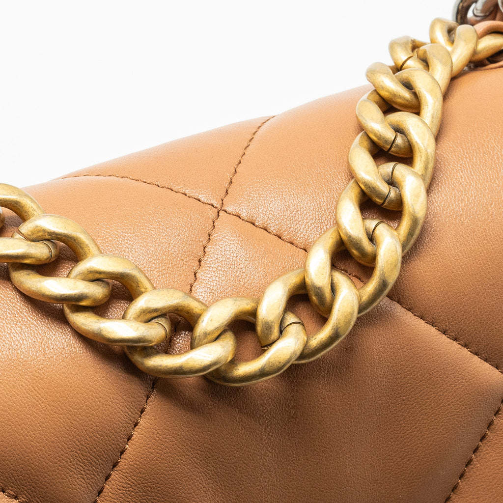 CHANEL SMALL 19 BAG LAMBSKIN CARAMEL MULTICOLOUR HARDWARE (MICROCHIP)