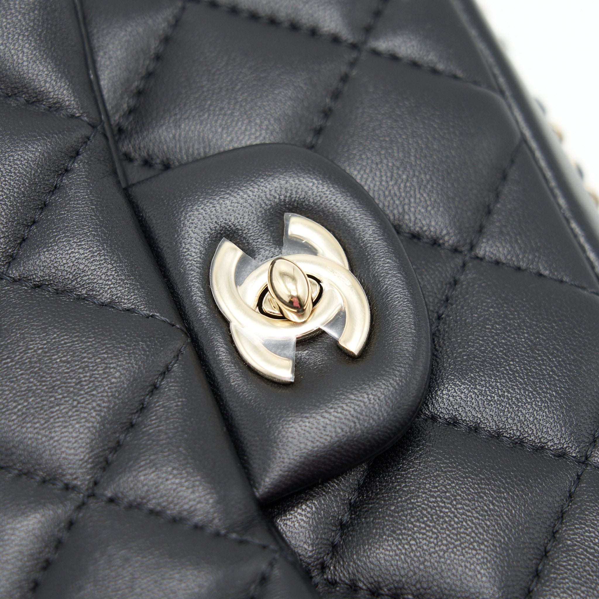 CHANEL LOGO PEARL CHAIN MINI FLAP BAG GHW