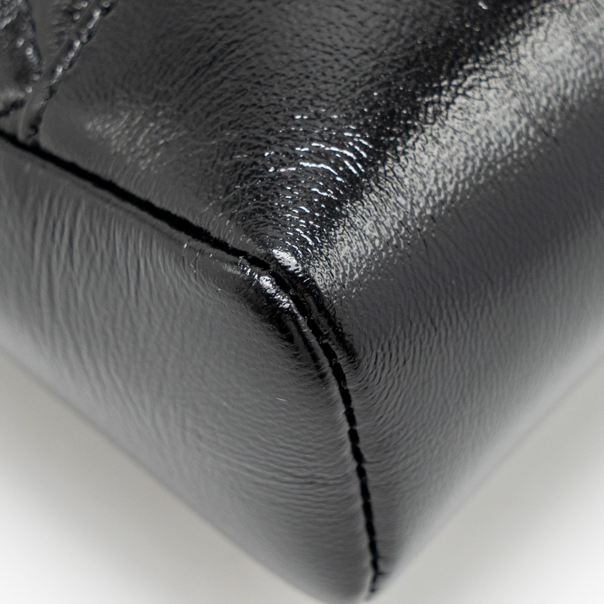 CHANEL 24S MINI 31 BAG SHINY LAMBSKIN BLACK LGHW (MICROCHIP)
