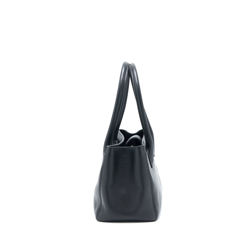 CHANEL CERF TOTE BAG GRAINED CALFSKIN BLACK SHW