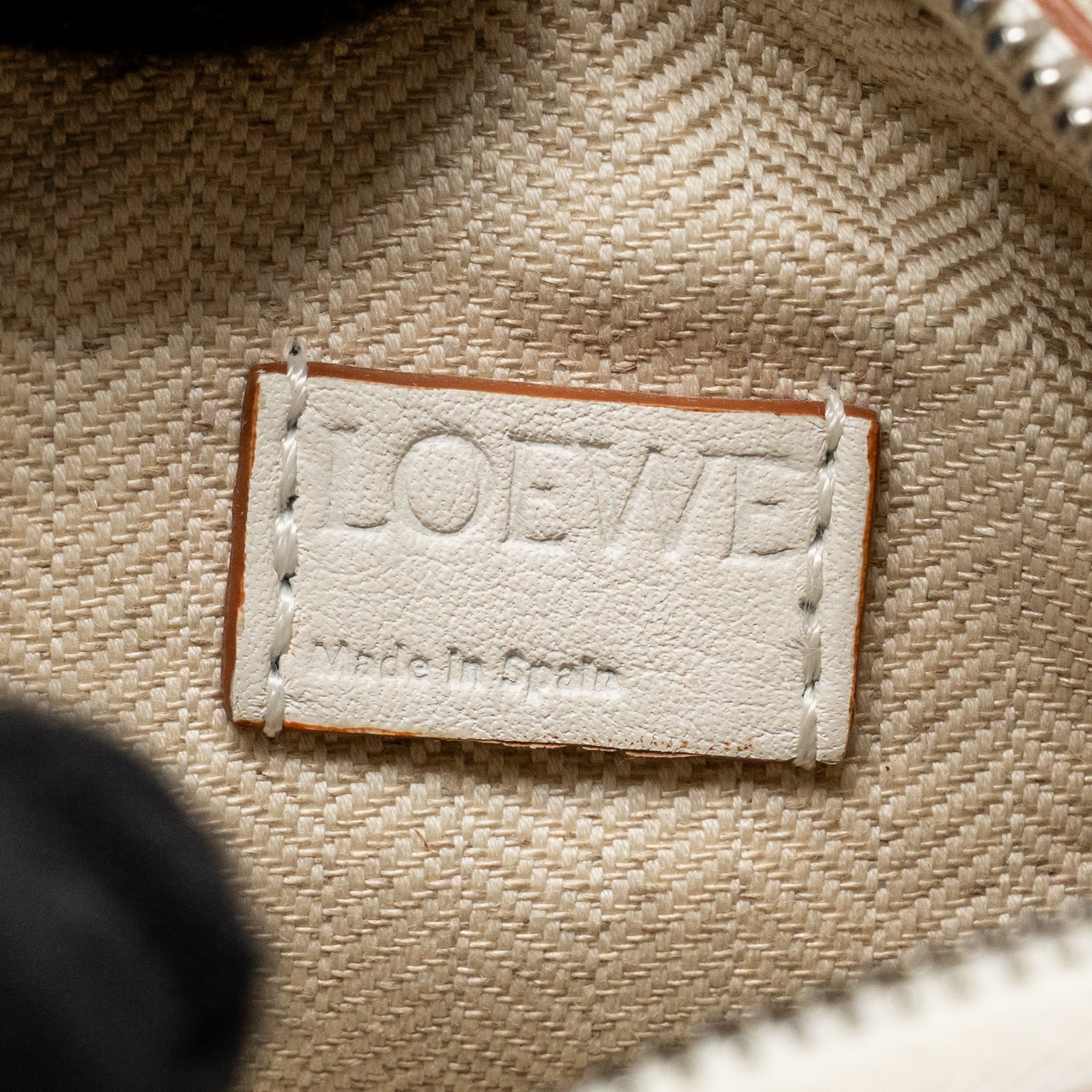 LOEWE NANO PUZZLE BAG CALFSKIN WHITE SHW