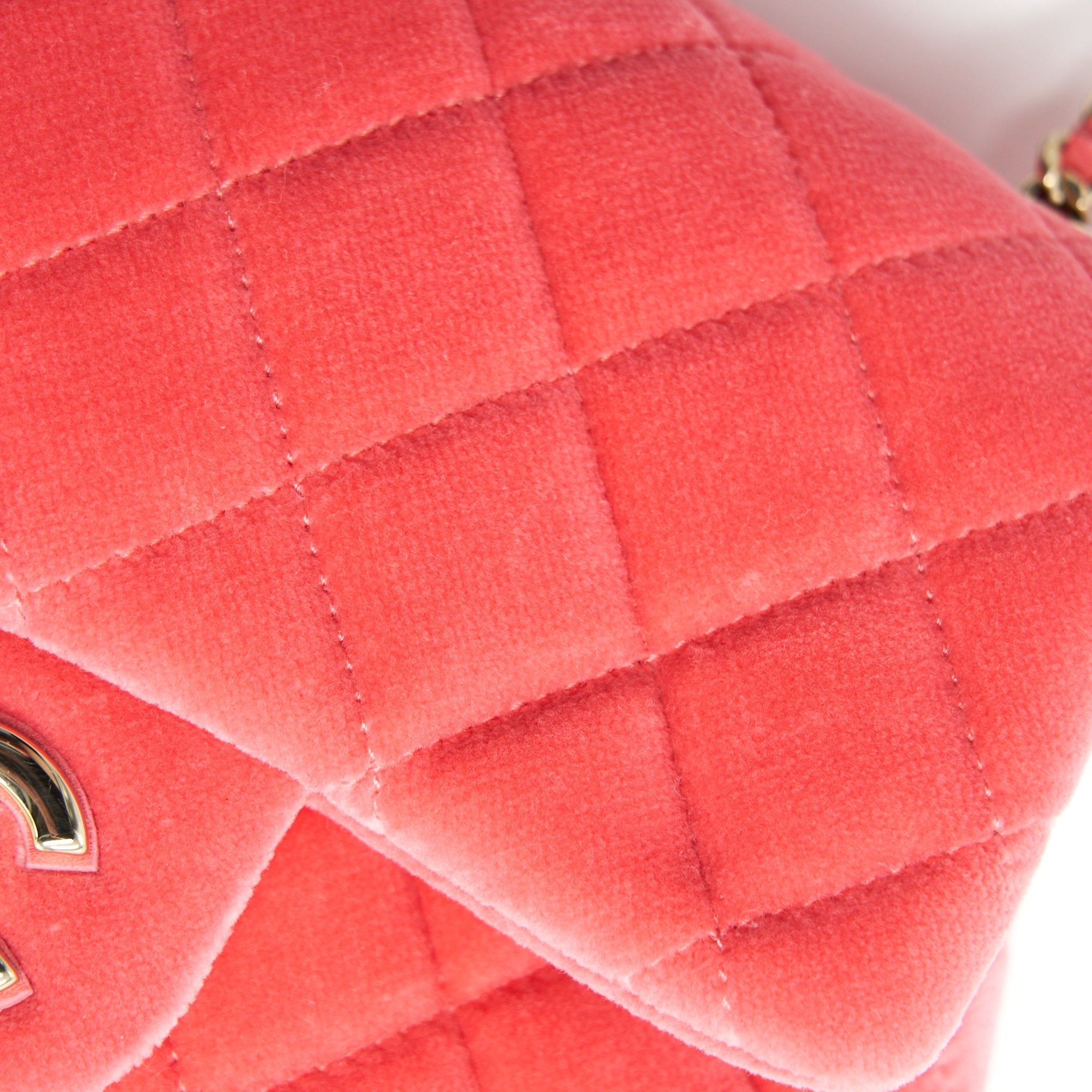CHANEL VELVET QUILTED MINI SQUARE PEARL CRUSH FLAP BAG PINK