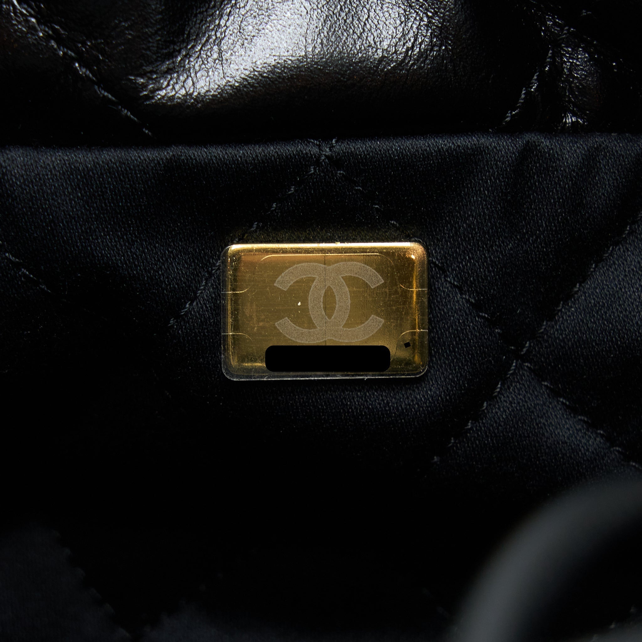 CHANEL MINI 22 BAG SHINY CALFSKIN BLACK GHW (MICROCHIP)