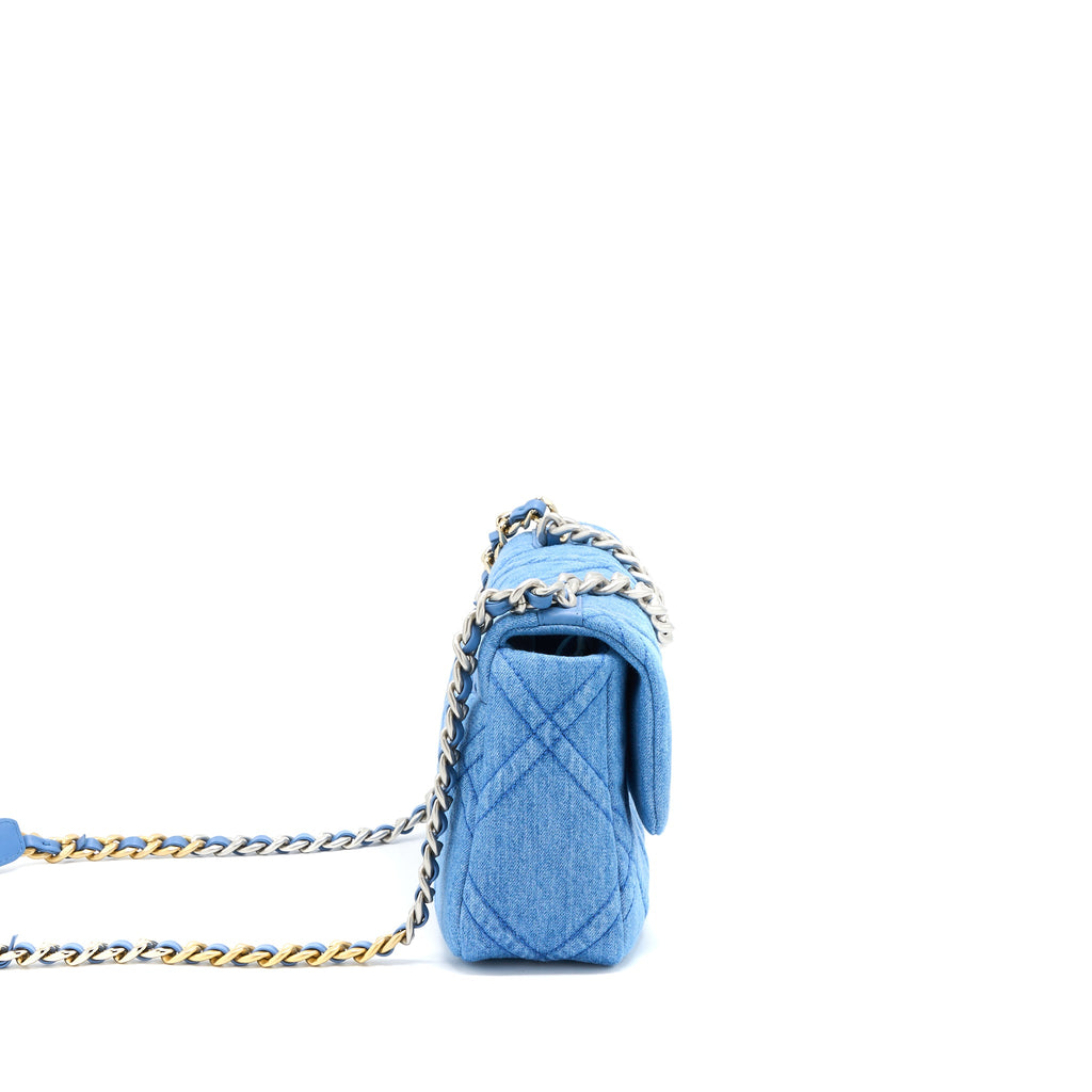 CHANEL 22P SMALL 19 BAG DENIM LIGHT BLUE MULTICOLOUR HARDWARE (MICROCHIP)
