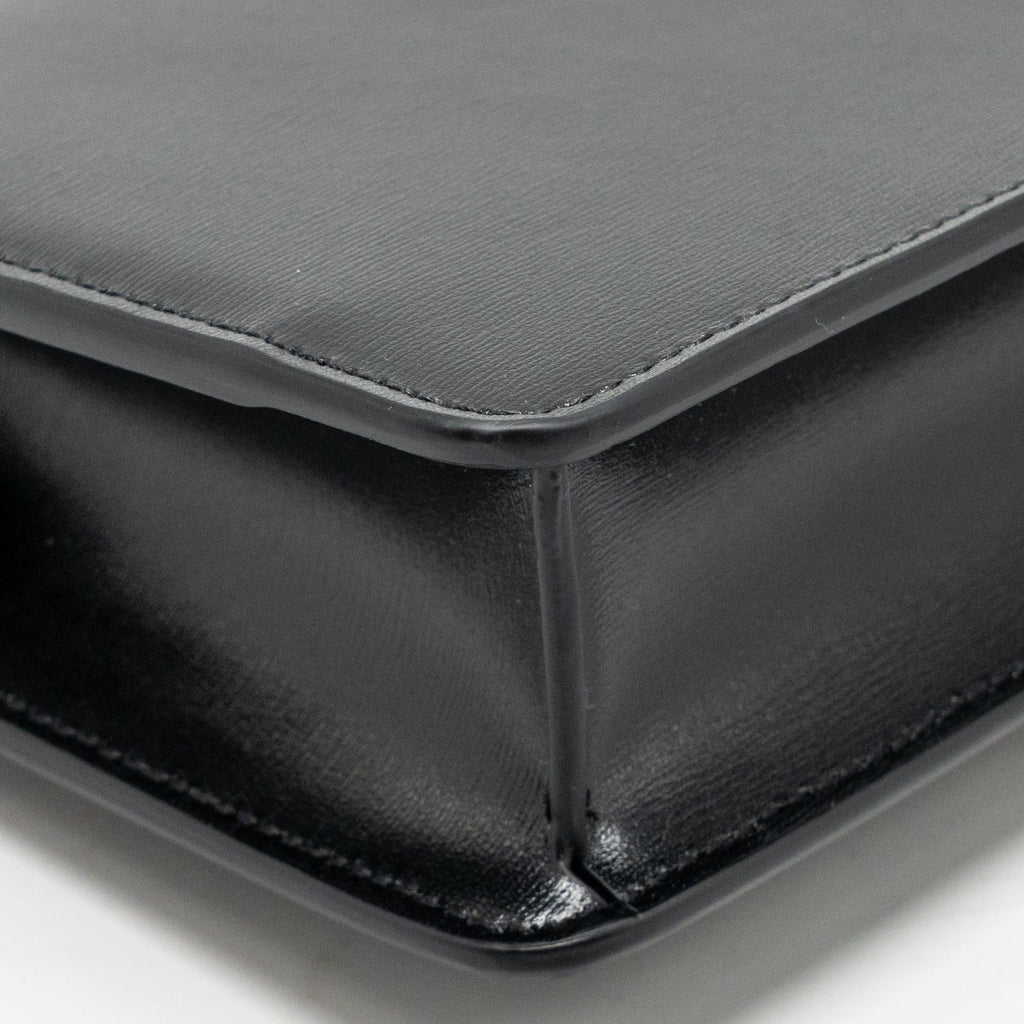 CELINE WALLET ON CHAIN MARGO CALFSKIN BLACK GHW