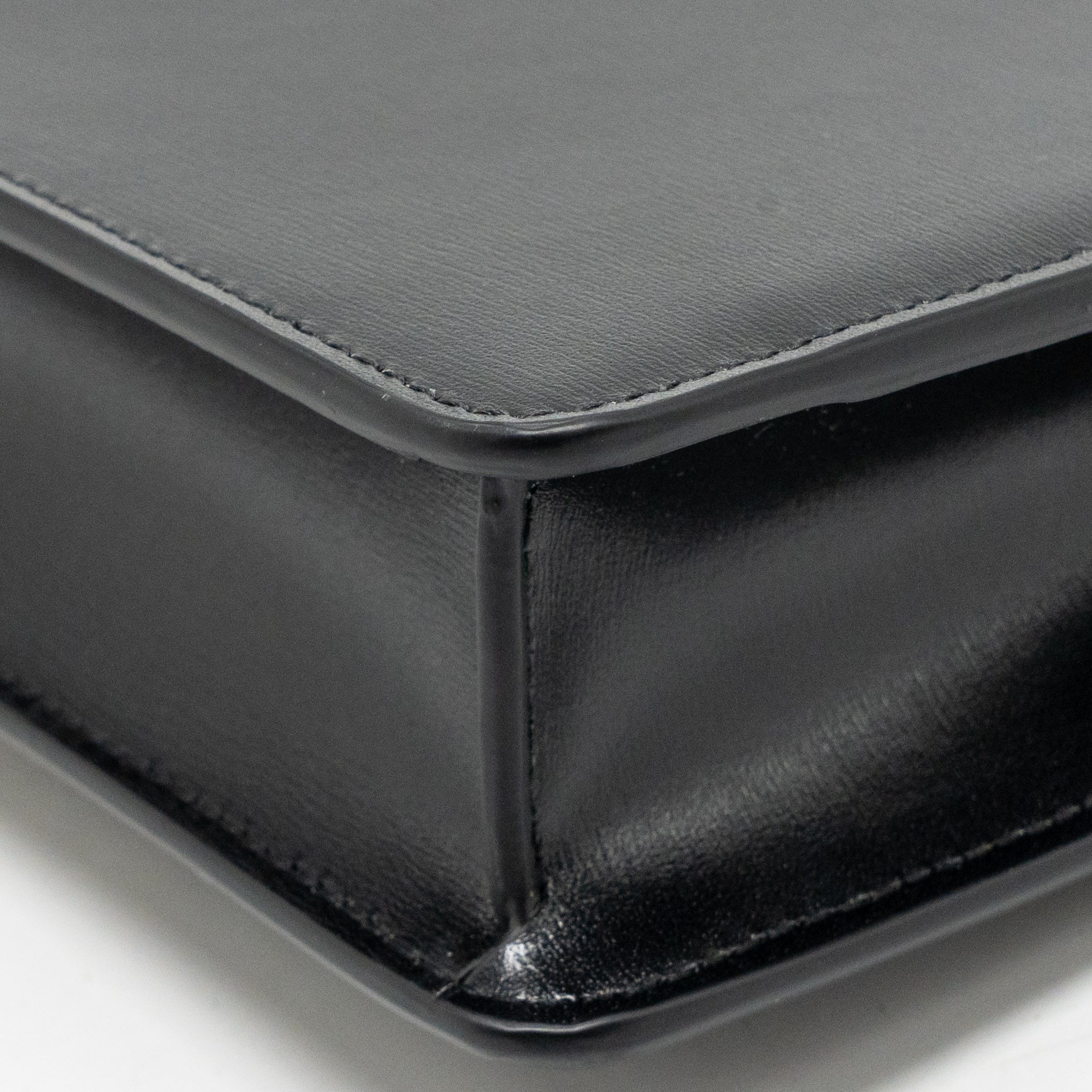 CELINE WALLET ON CHAIN MARGO CALFSKIN BLACK GHW