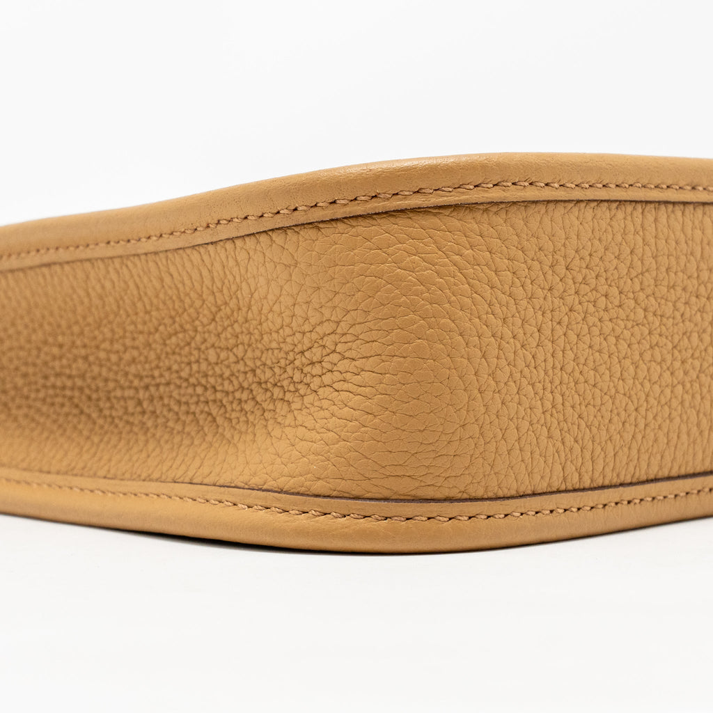 HERMES MINI EVELYNE CLEMENCE BISCUIT / CAMEL GHW