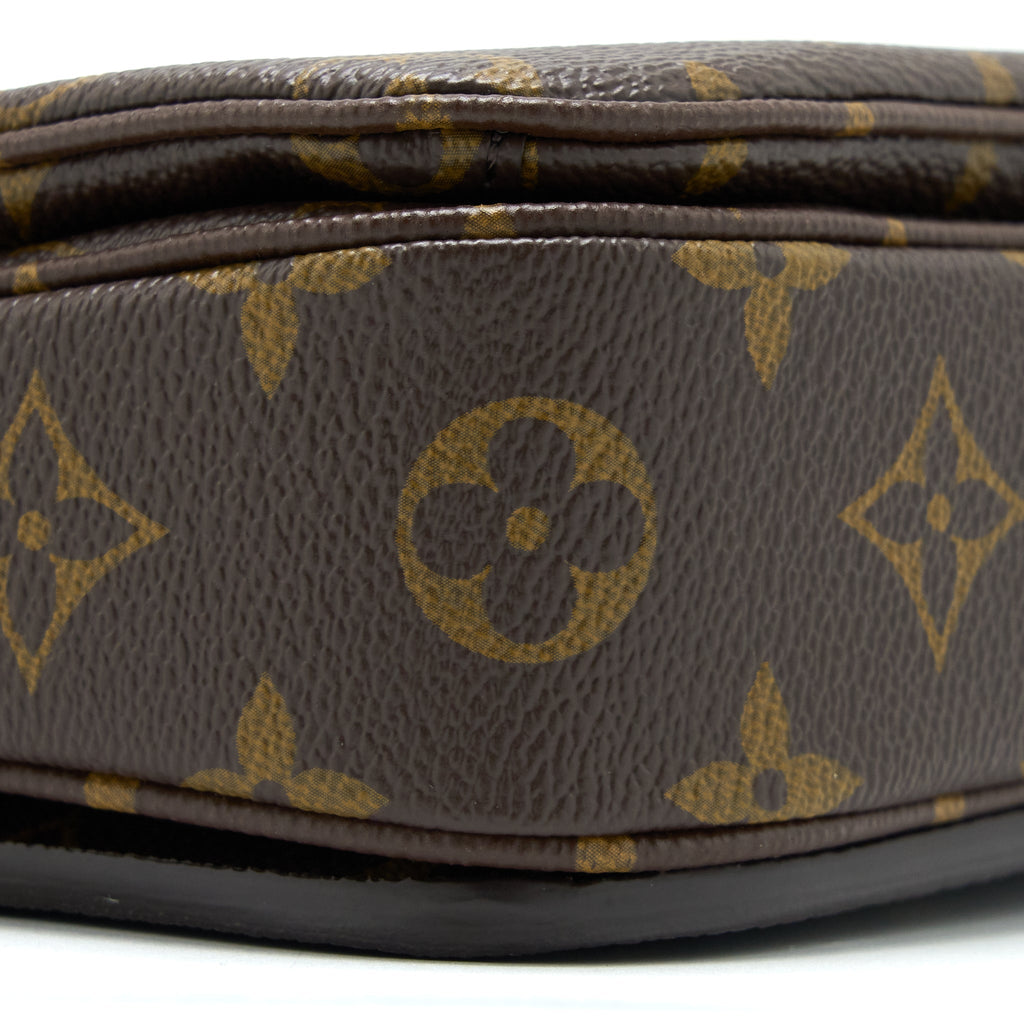 LOUIS VUITTON POCHETTE MÉTIS MONOGRAM CANVAS GHW
