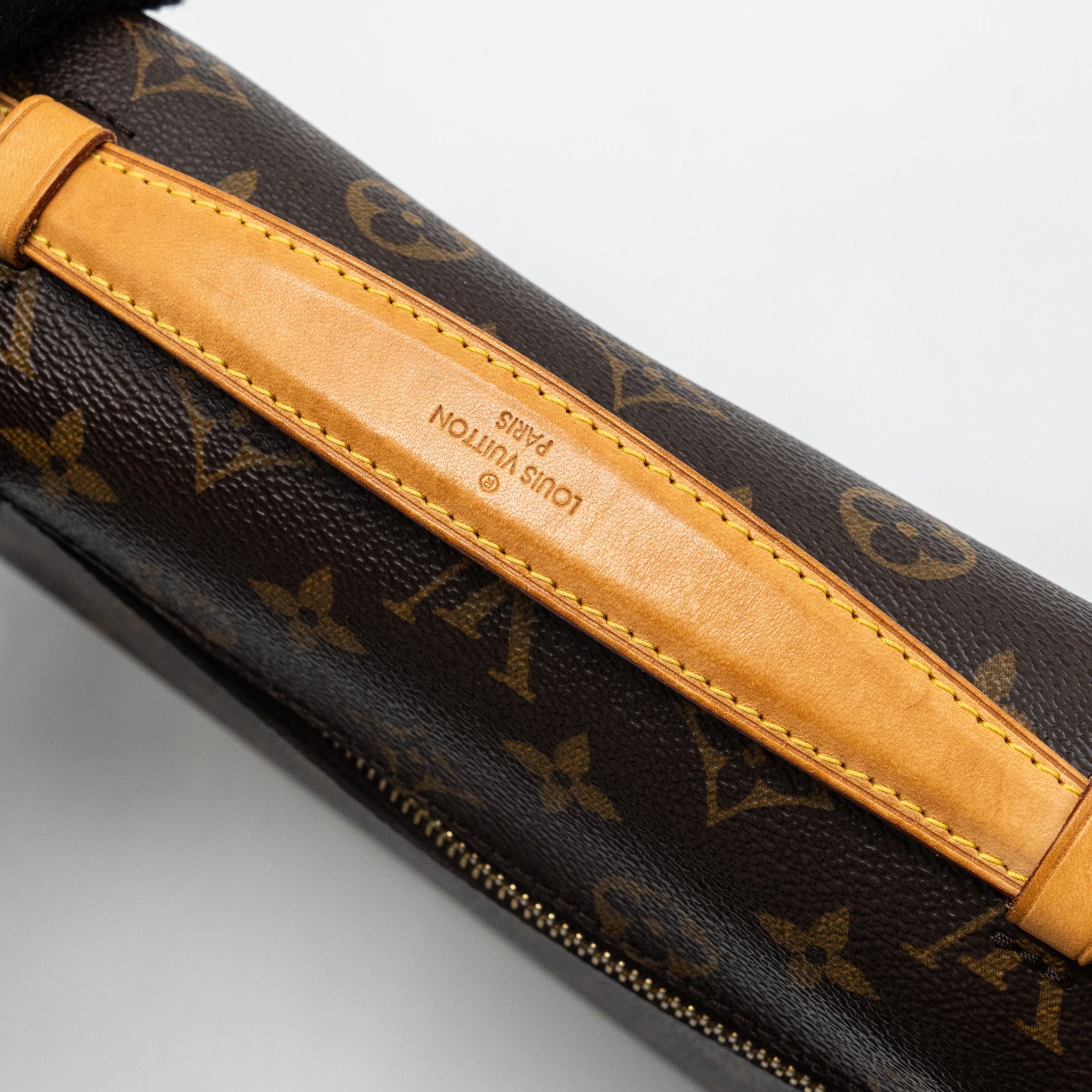 LOUIS VUITTON POCHETTE MÉTIS MONOGRAM CANVAS GHW