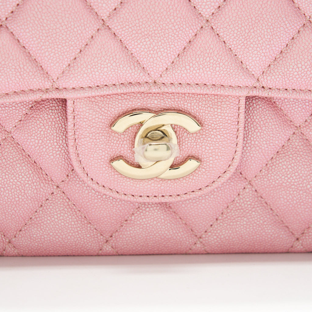 CHANEL IRIDESCENT PEARLY PINK MEDIUM CLASSIC DOUBLE FLAP BAG CAVIAR WITH LGHW