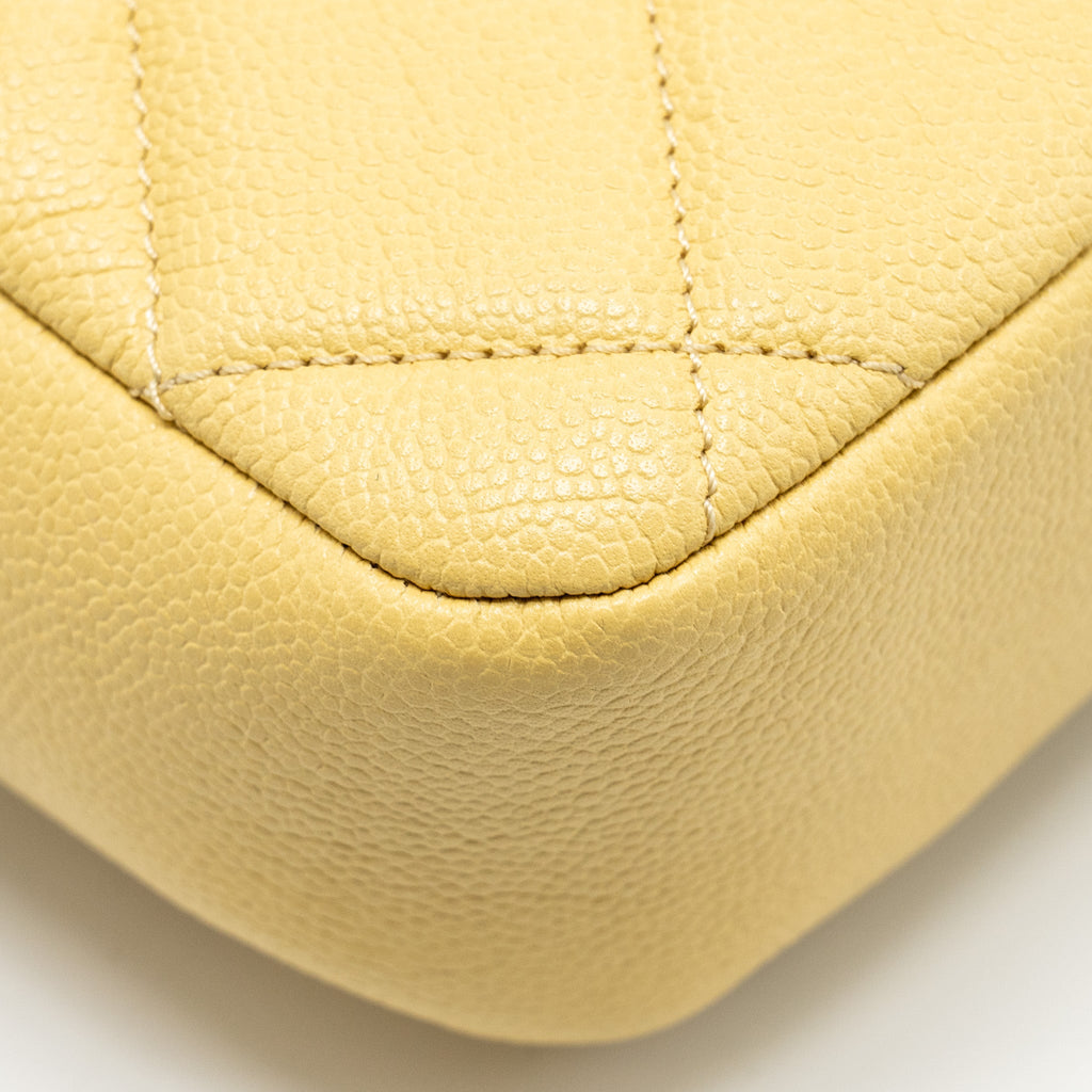 CHANEL 22P QUILTED FLAP BACKPACK CAVIAR LIGHT YELLOW GHW (MICROCHIP)