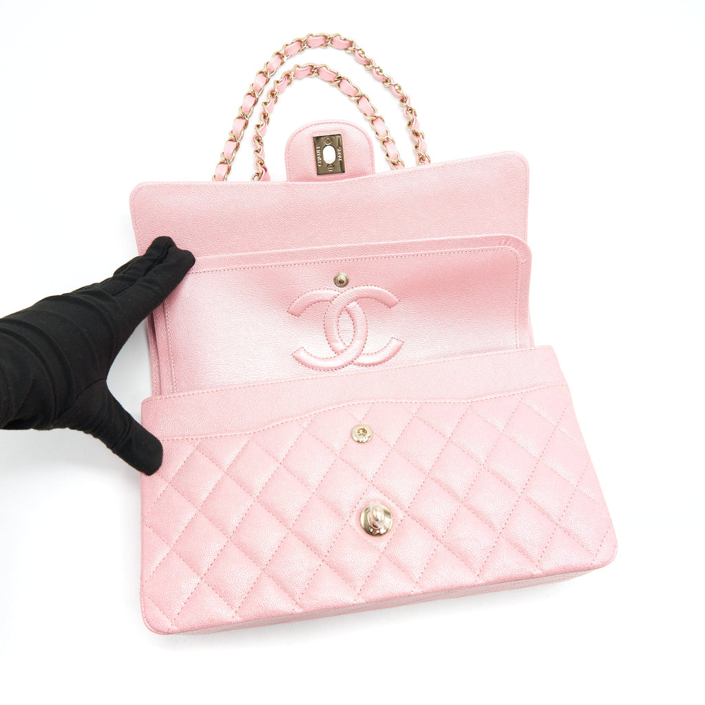 CHANEL IRIDESCENT PEARLY PINK MEDIUM CLASSIC DOUBLE FLAP BAG CAVIAR WITH LGHW