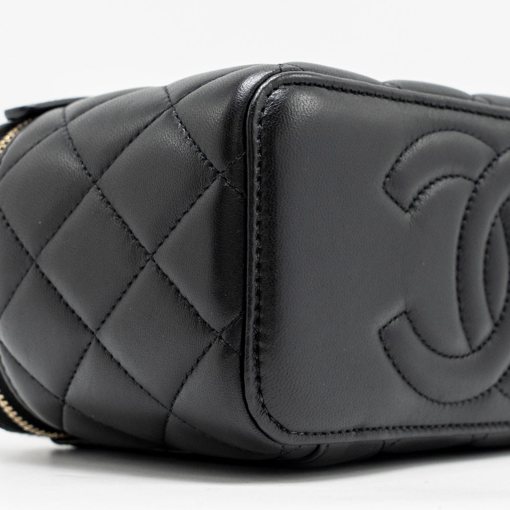 CHANEL TOP HANDLE LONG VANITY LAMBSKIN BLACK GHW(MICROCHIP)