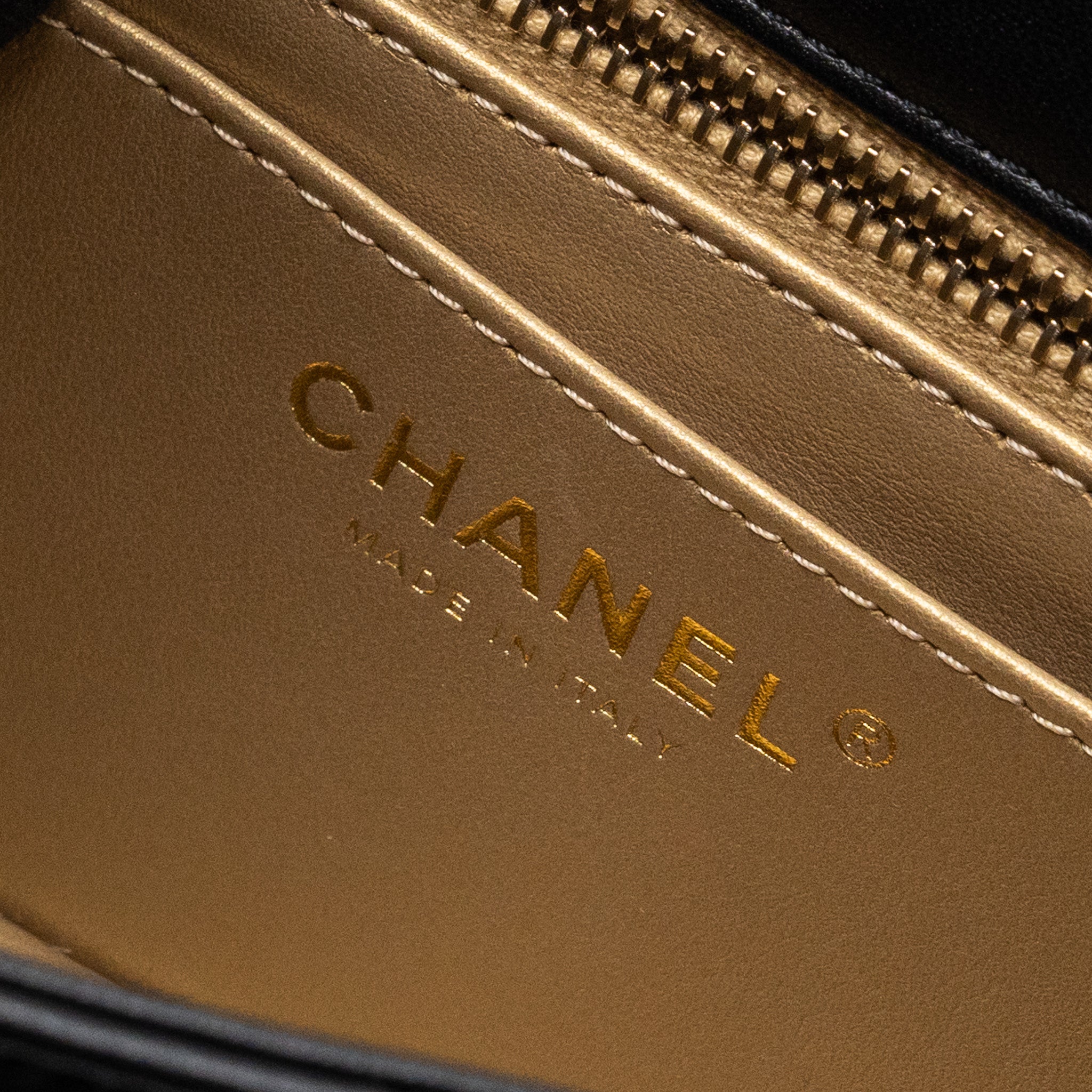 CHANEL 23K PEARL CRUSH MINI RECTANGULAR FLAP BAG LAMBSKIN BLACK GHW (MICROCHIP)