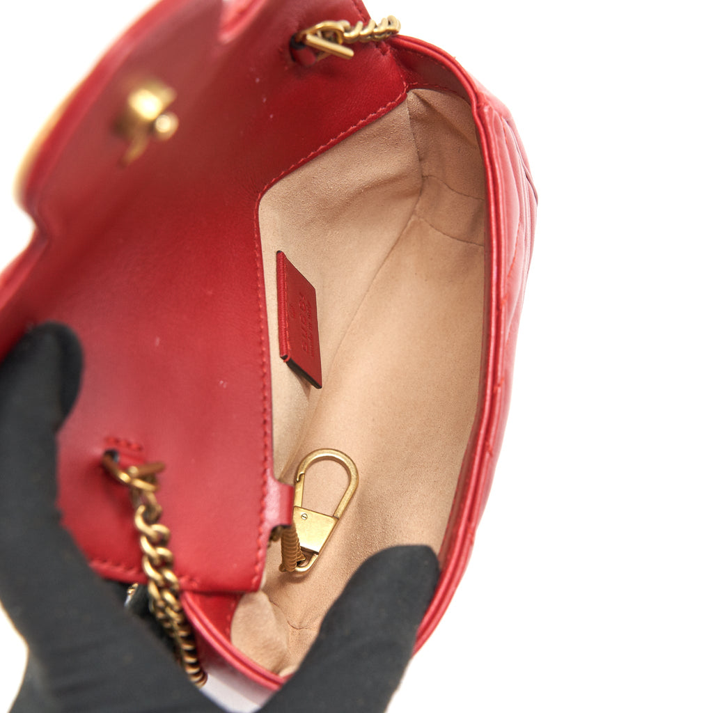 GUCCI GG MARMONT SUPER MINI LEATHER BAG RED