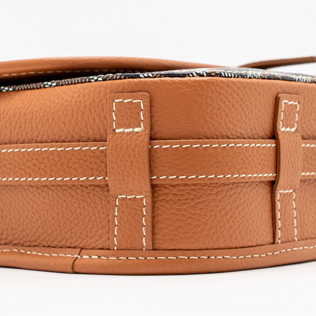 GOYARD BELVEDERE PM MESSENGER BAG GOYARDINE CANVAS / CALFSKIN BLACK/TAN SHW