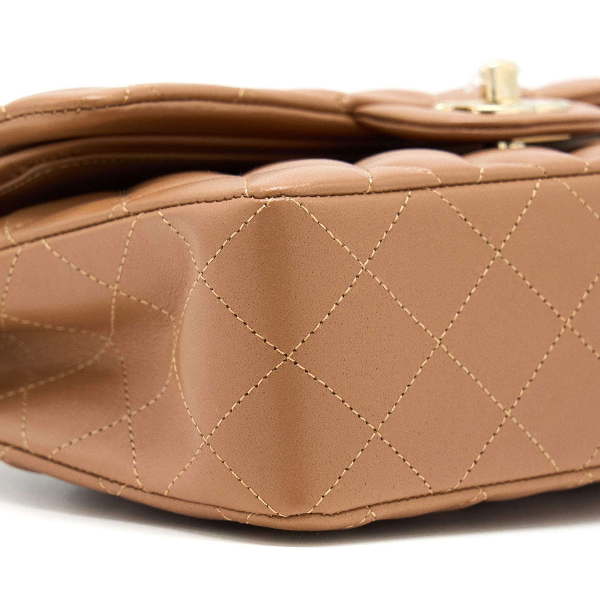 CHANEL 22S SMALL CLASSIC FLAP BAG LAMBSKIN CARAMEL LGHW(MICROCHIP)