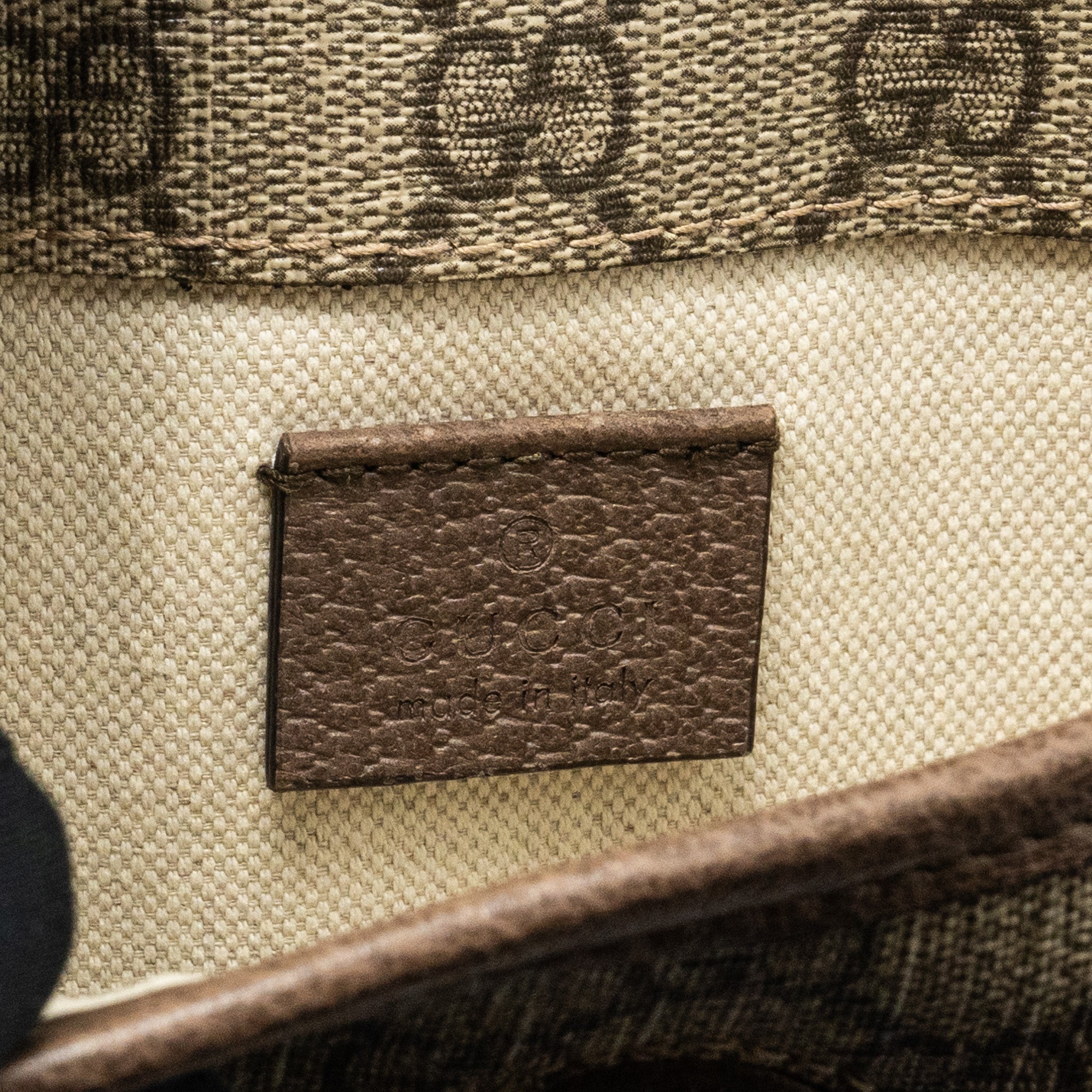 GUCCI NEO VINTAGE BELT BAG GG SUPREME/CANVAS GHW