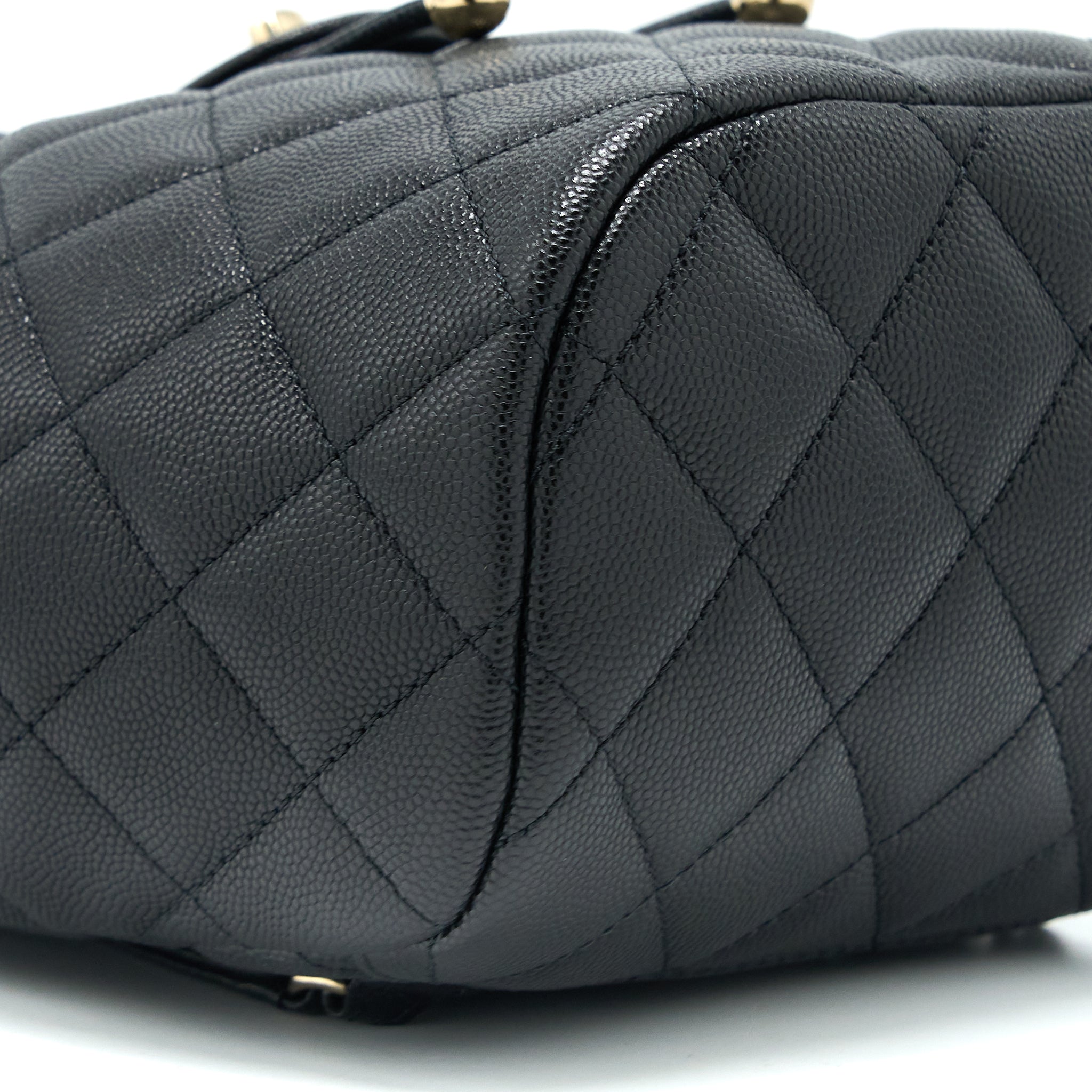 CHANEL 23P MINI FLAP BACKPACK CAVIAR BLACK LGHW (MICROCHIP)