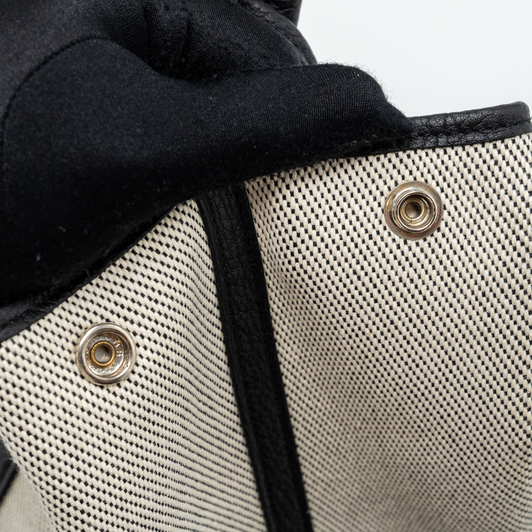 HERMES GARDEN PARTY 36 CANVAS/ LEATHER BLACK / WHITE SHW