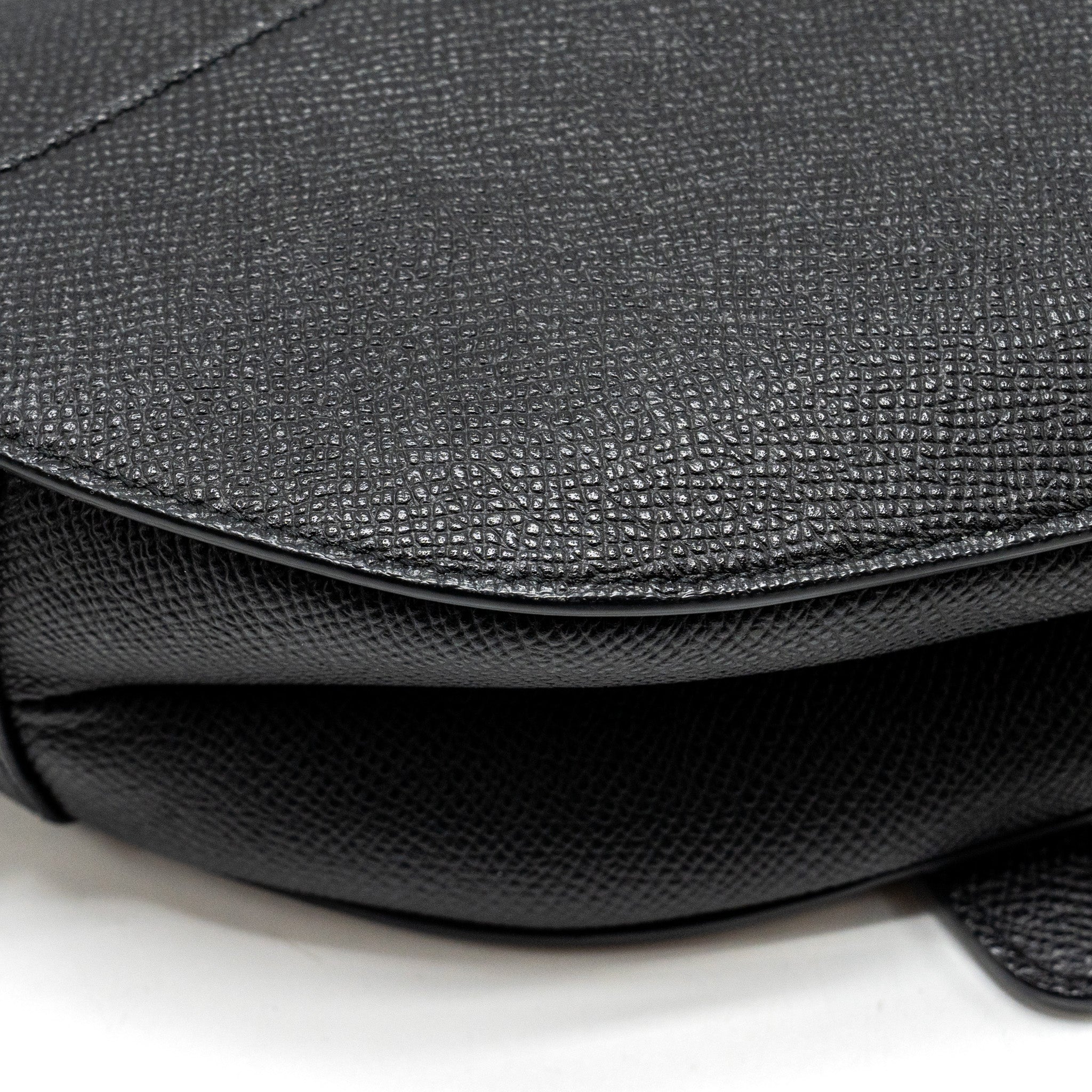 DIOR MEDIUM SADDLE GRAINED CALFSKIN BLACK GHW