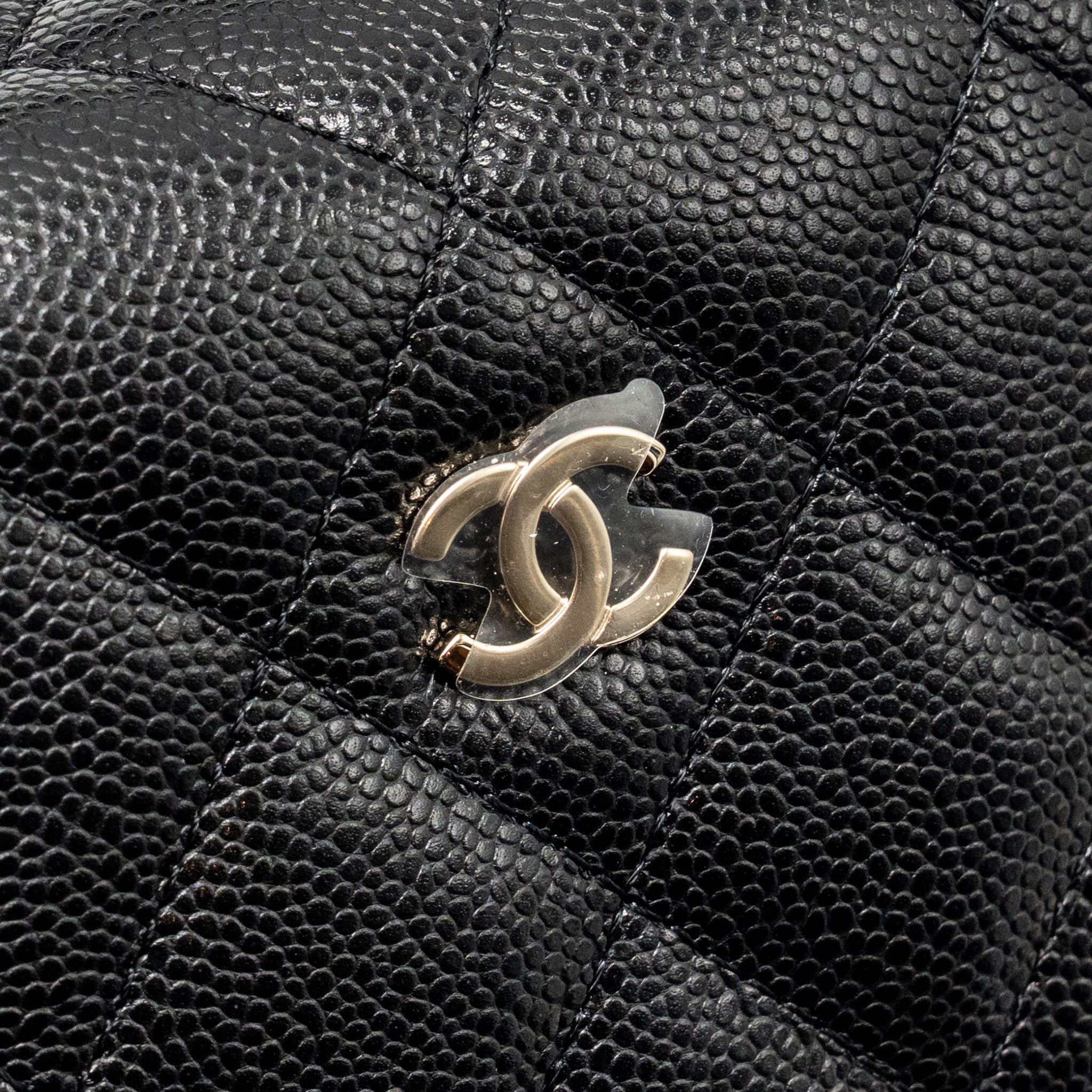 CHANEL 25C QUILTED HOBO BAG CAVIAR BLACK LGHW (MICROCHIP)