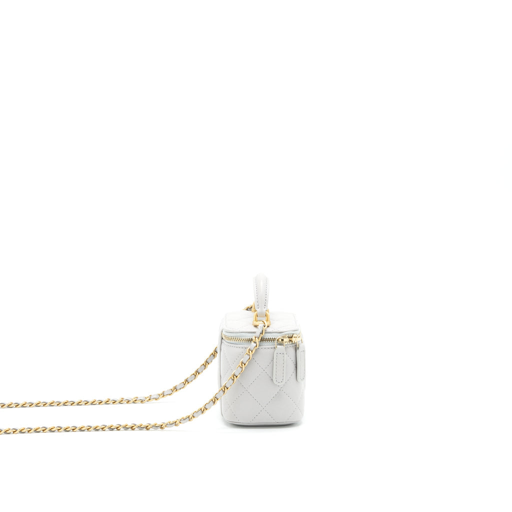 CHANEL 21A SMALL HANDLE VANITY WITH CHAIN GREY WITH GHW
