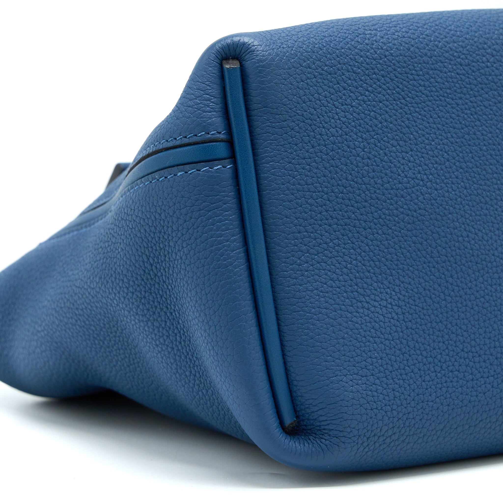 HERMES 24/24 2424-29 BAG TOGO/SWIFT S4 DEEP BLUE GHW