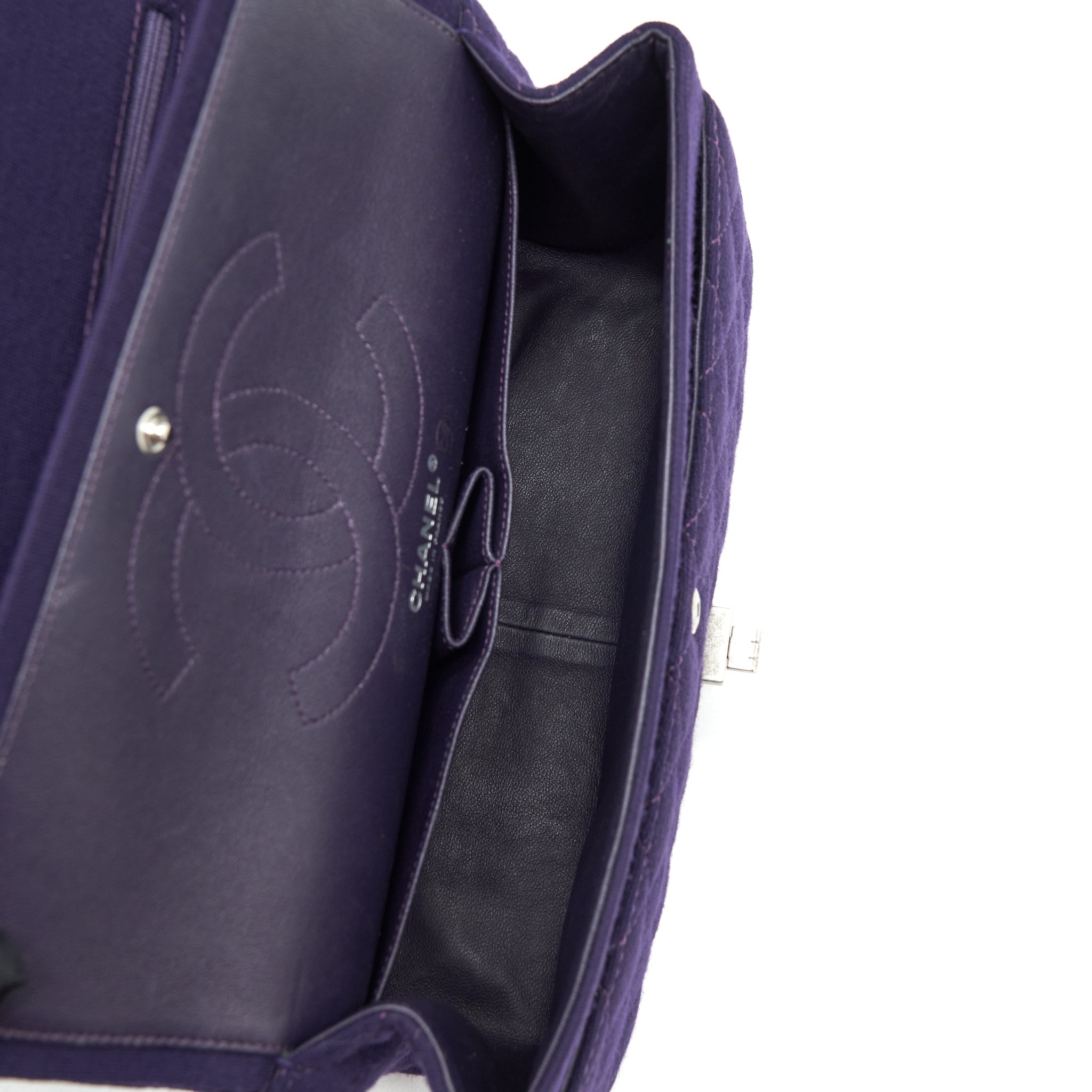 CHANEL 2.55 REISSUE 226 DOUBLE FLAP BAG FABRIC PURPLE RUTHENIUM SLIVER HARDWARE