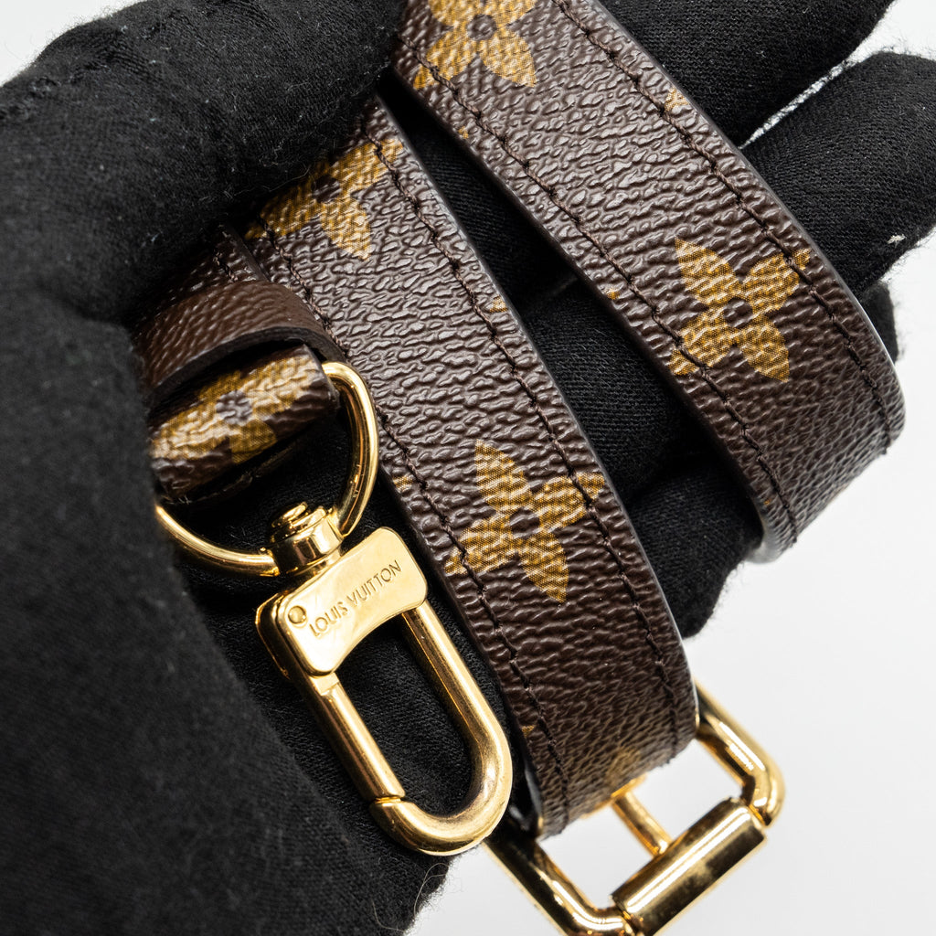 LOUIS VUITTON  POCHETTE MÉTIS MONOGRAM  CANVAS GHW