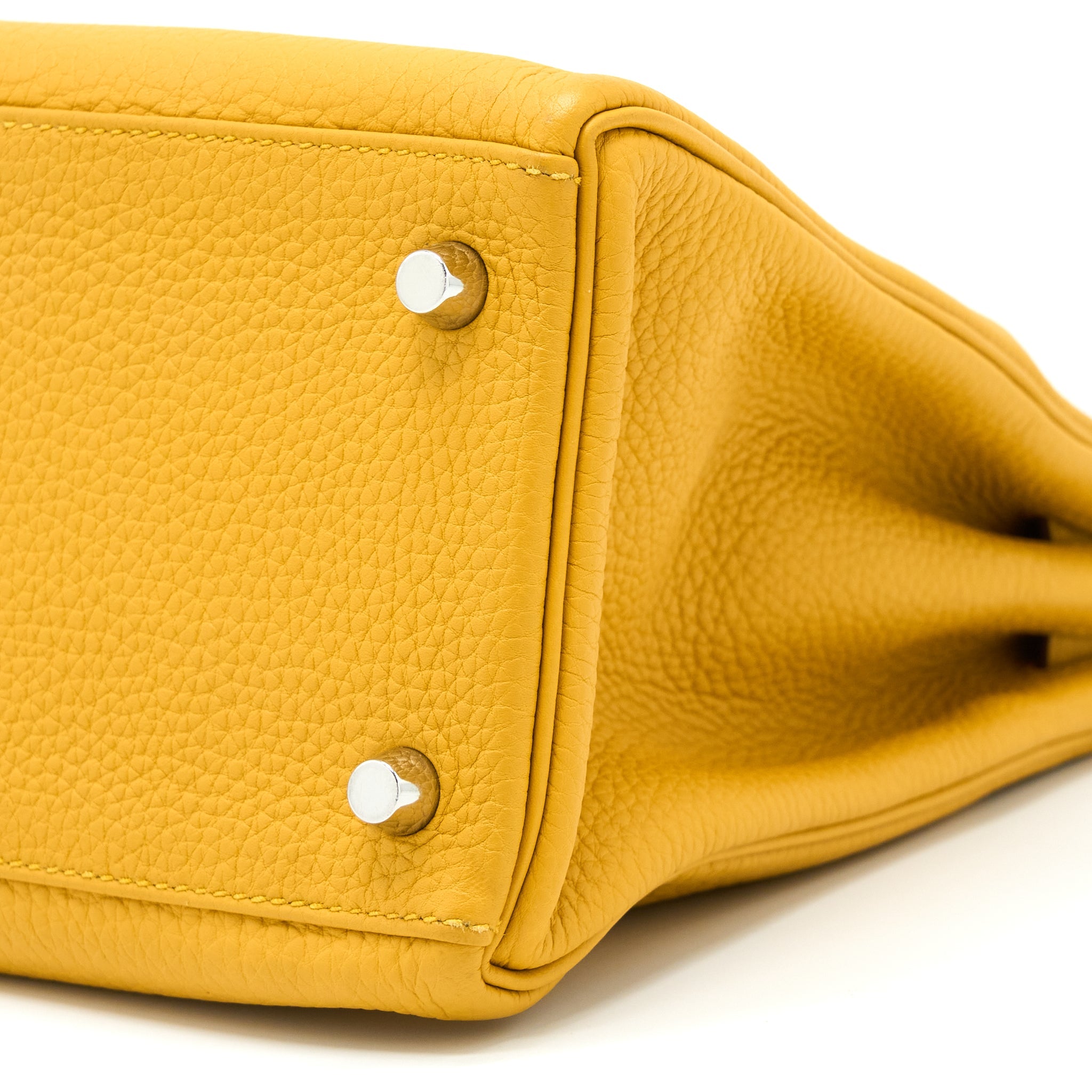 HERMES KELLY 28 TOGO 9D JAUNE AMBER SHW
