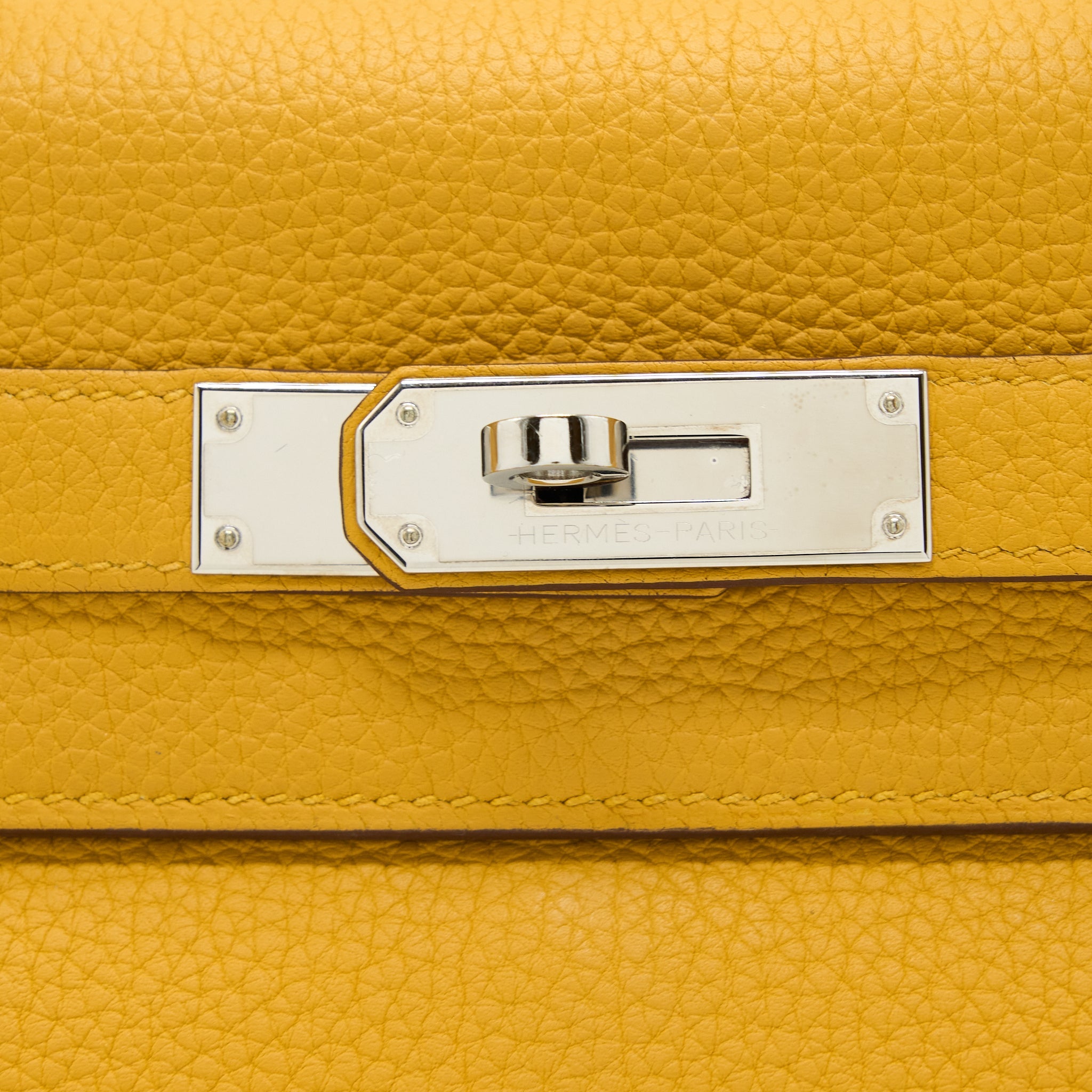 HERMES KELLY 28 TOGO 9D JAUNE AMBER SHW