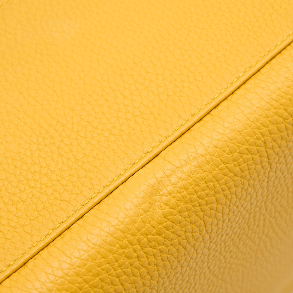 HERMES KELLY 28 TOGO 9D JAUNE AMBER SHW