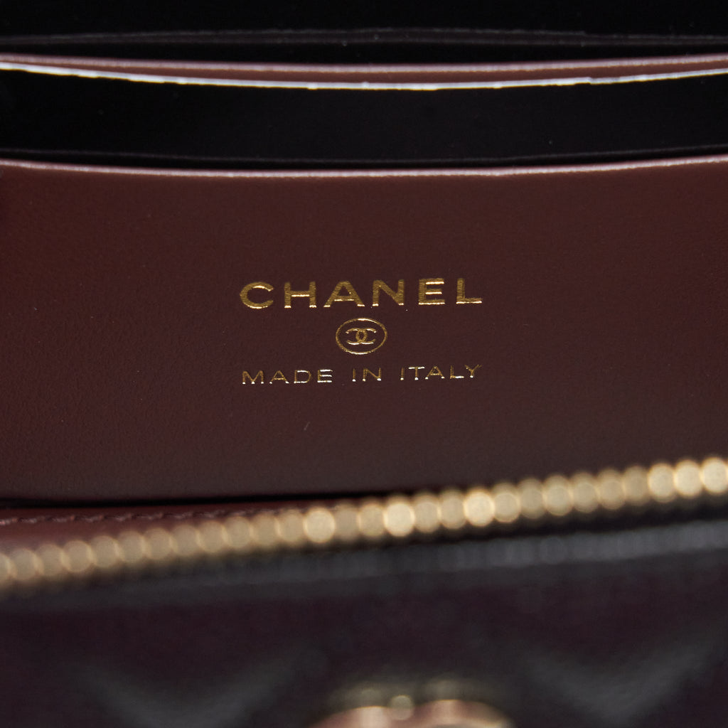CHANEL 22S LONG VANITY WITH CHAIN CAVIAR BLACK LGHW