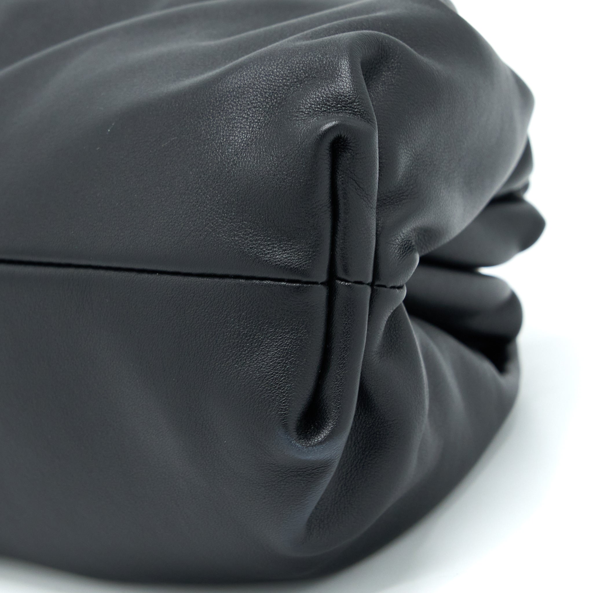 BOTTEGA VENETA TEEN POUCH CALFSKIN BLACK