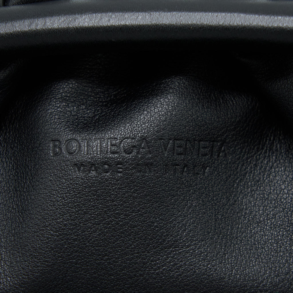 BOTTEGA VENETA TEEN POUCH CALFSKIN BLACK