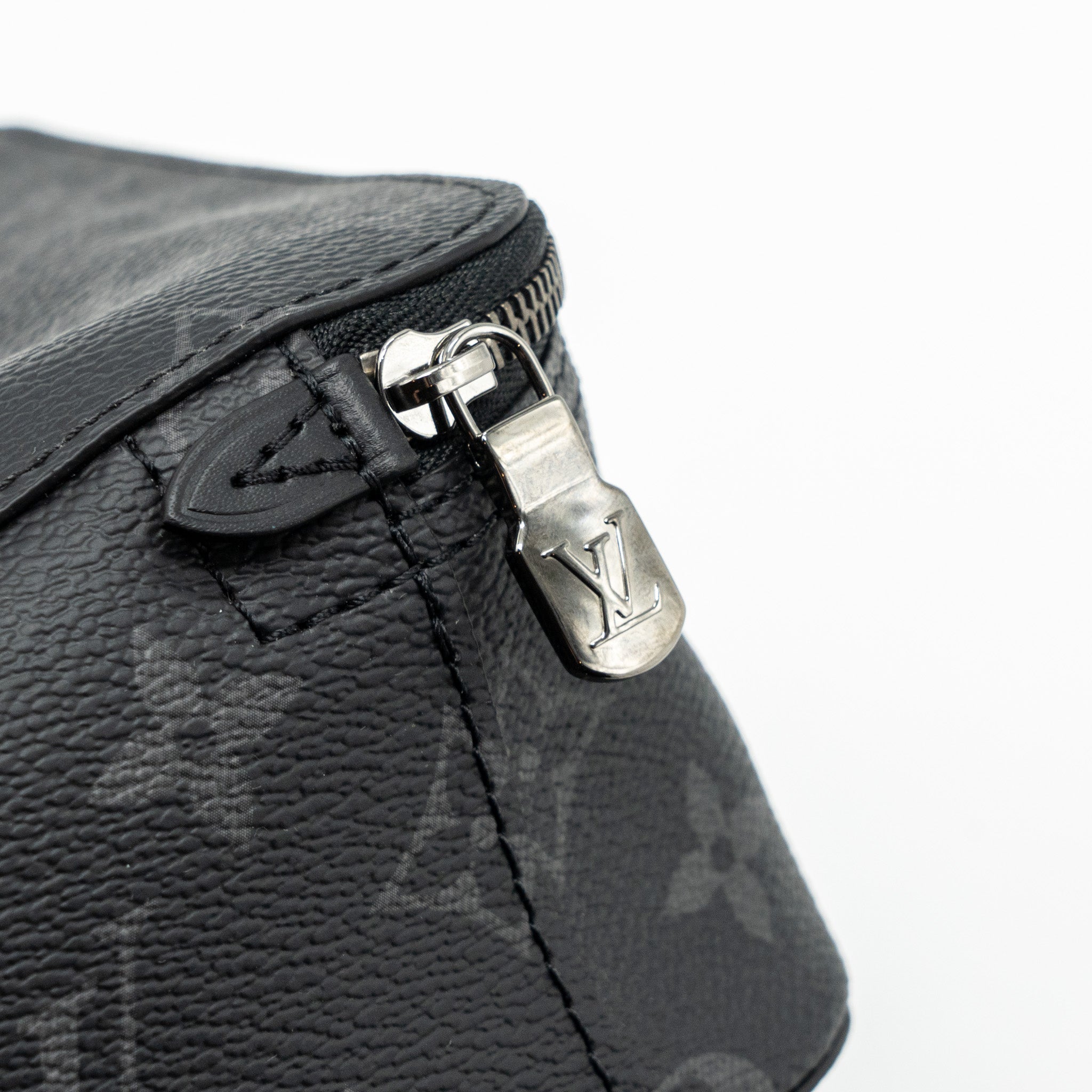 LOUIS VUITTON PACKING CUBE MM MONOGRAM ECLIPSE SHW