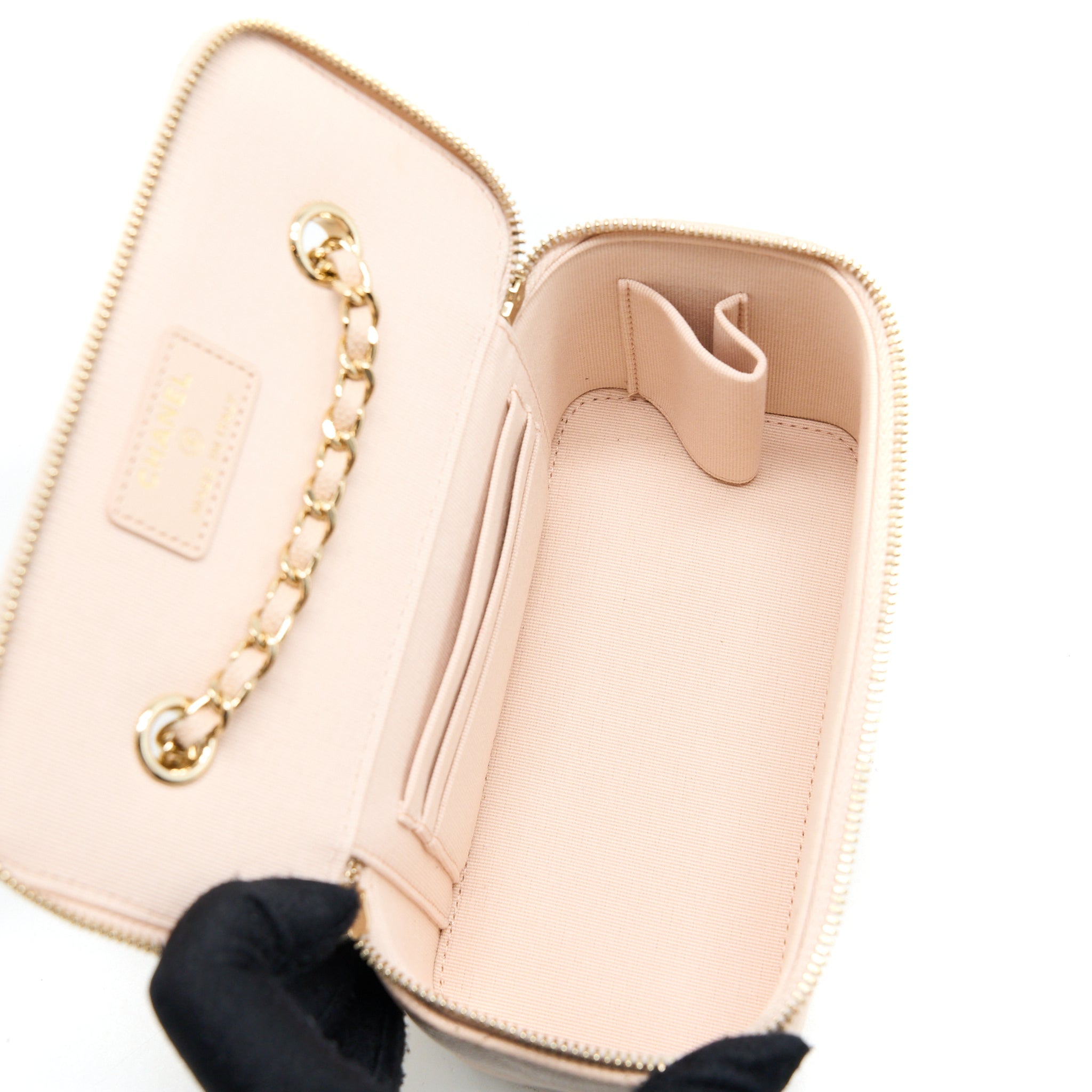CHANEL LONG VANITY CASE CAVIAR LIGHT BEIGE LGHW