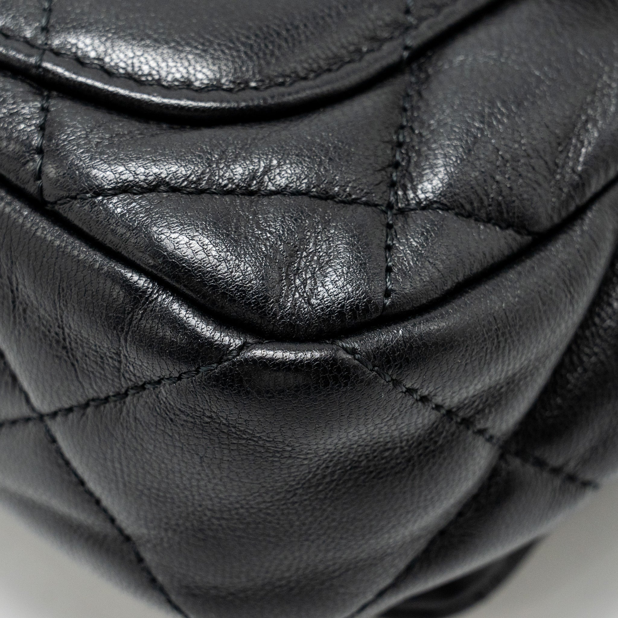 CHANEL 19 QUILTED WAIST BELT BAG SHINY GOATSKIN BLACK GHW