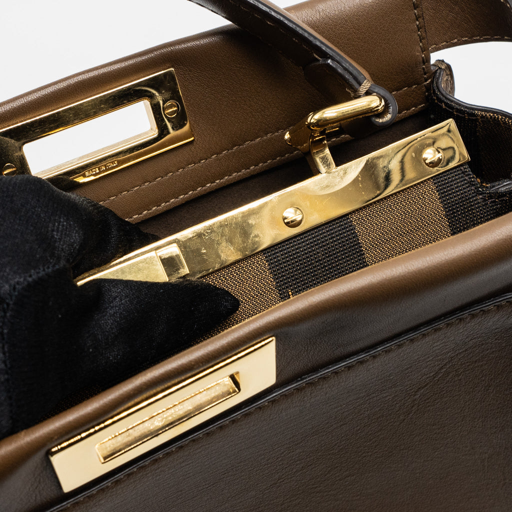 FENDI MEDIUM PEEKABOO BAG CALFSKIN TOBACO GHW