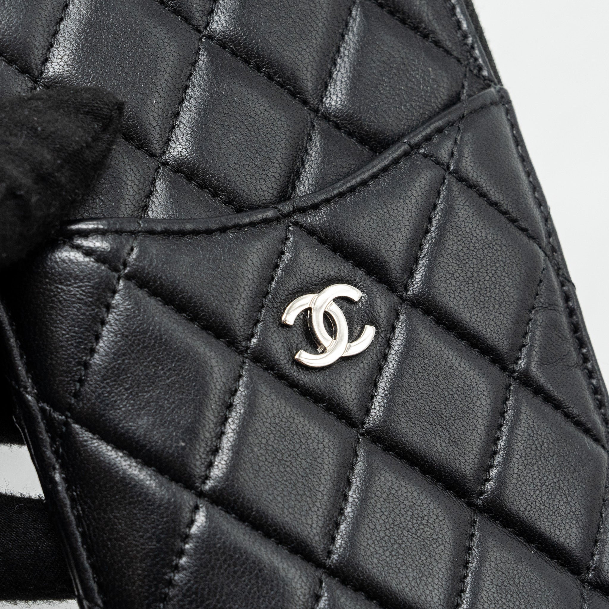CHANEL PHONE ZIP POUCH LAMBSKIN BLACK SHW