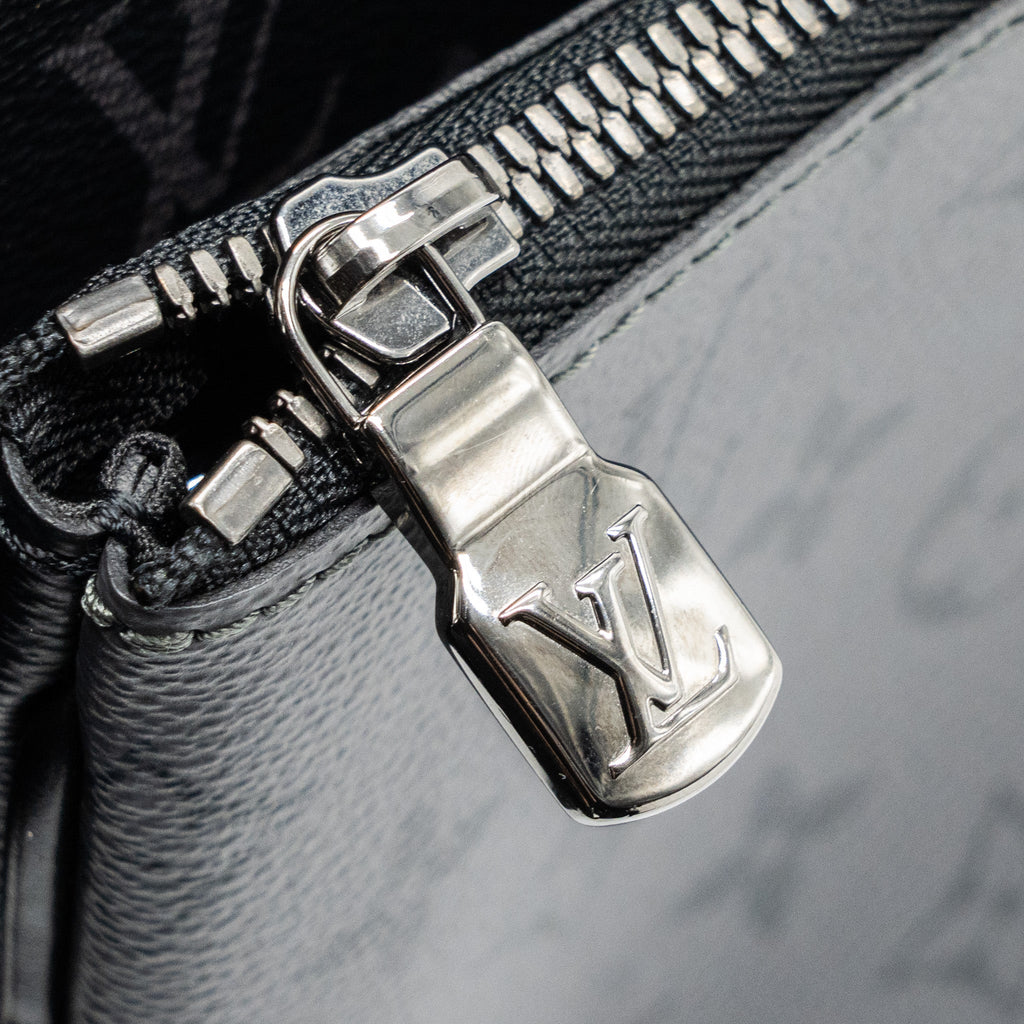 LOUIS VUITTON TRIO MESSENGER BAG MONOGRAM ECLIPSE SHW