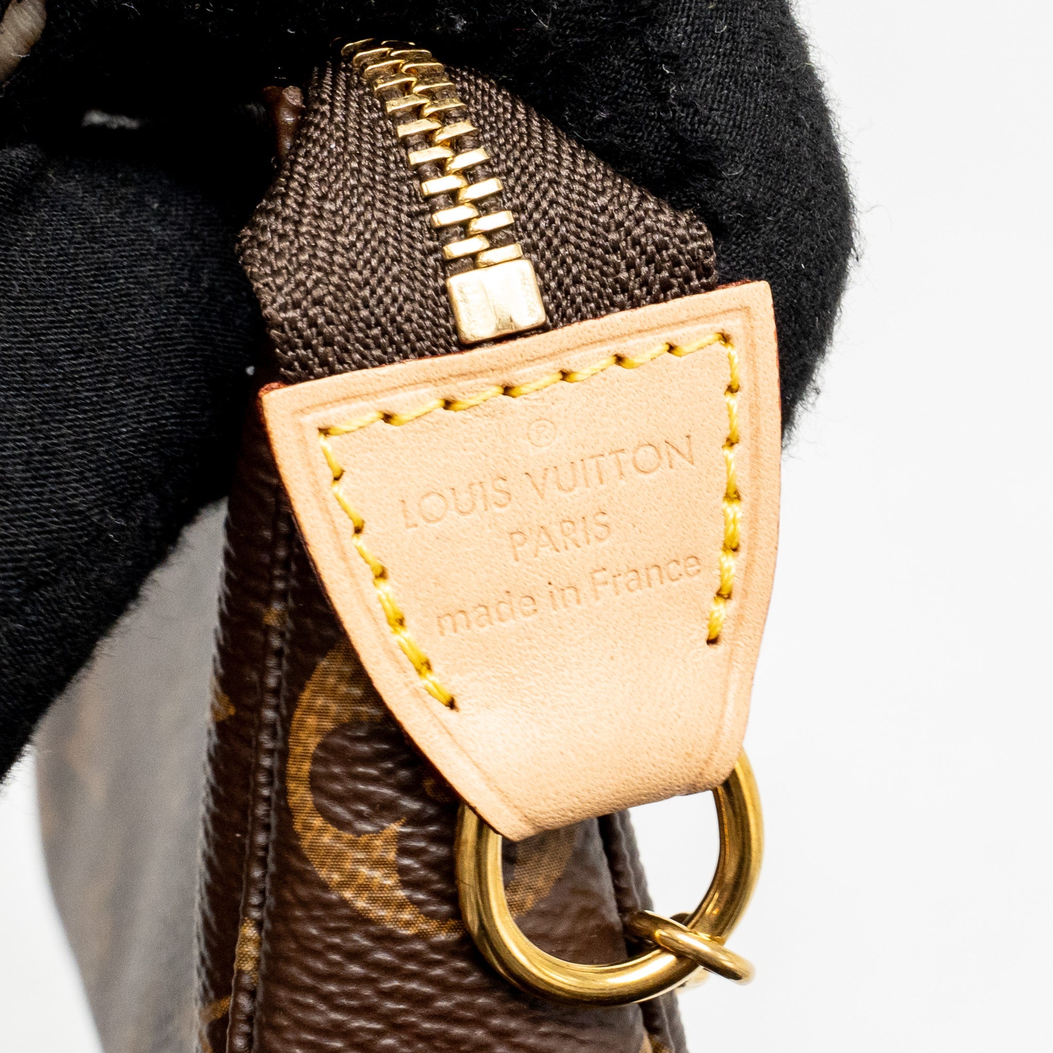 LOUIS VUITTON MINI POCHETTE ACCESSOIRES MONOGRAM CANVAS GHW