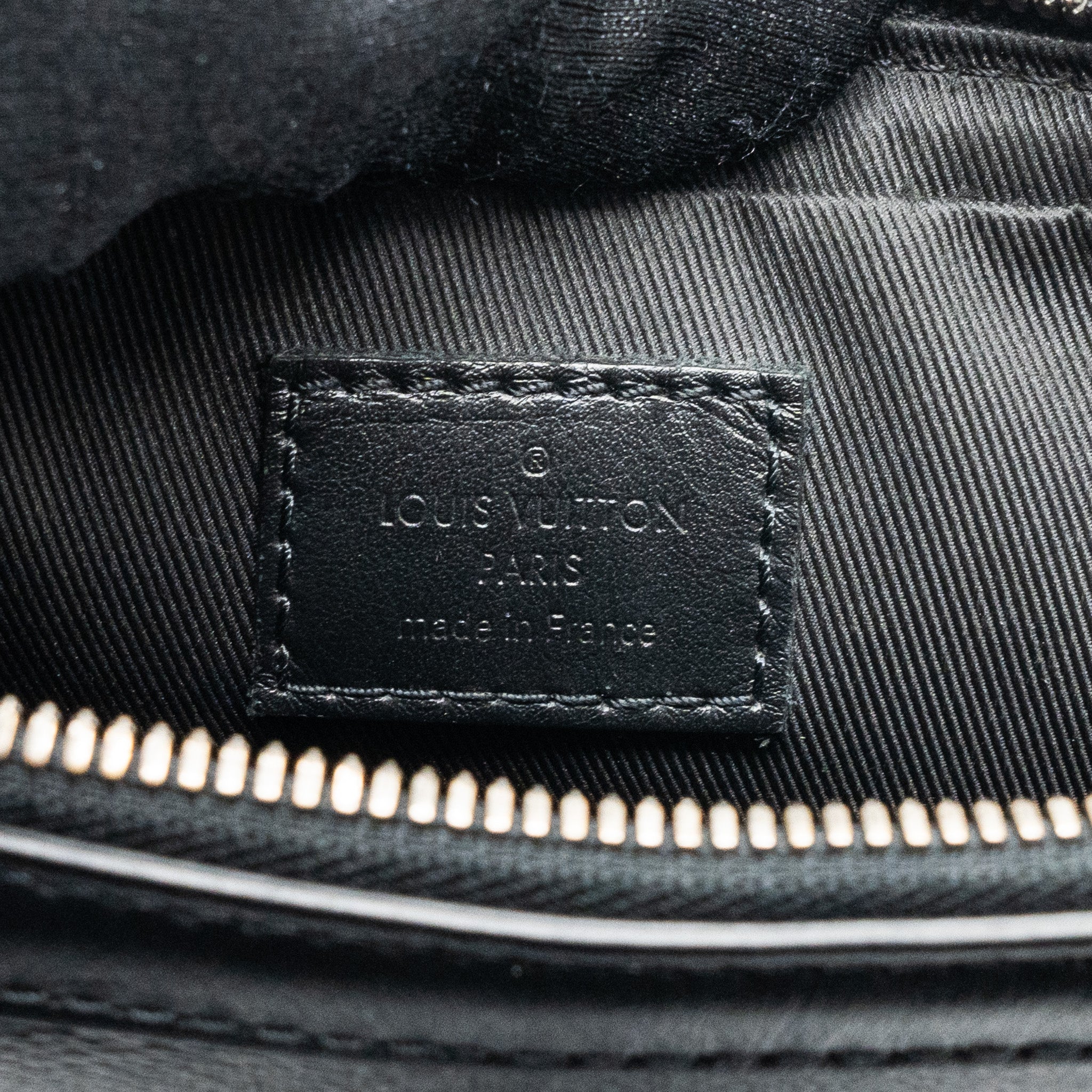 LOUIS VUITTON TRIO MESSENGER BAG MONOGRAM ECLIPSE SHW