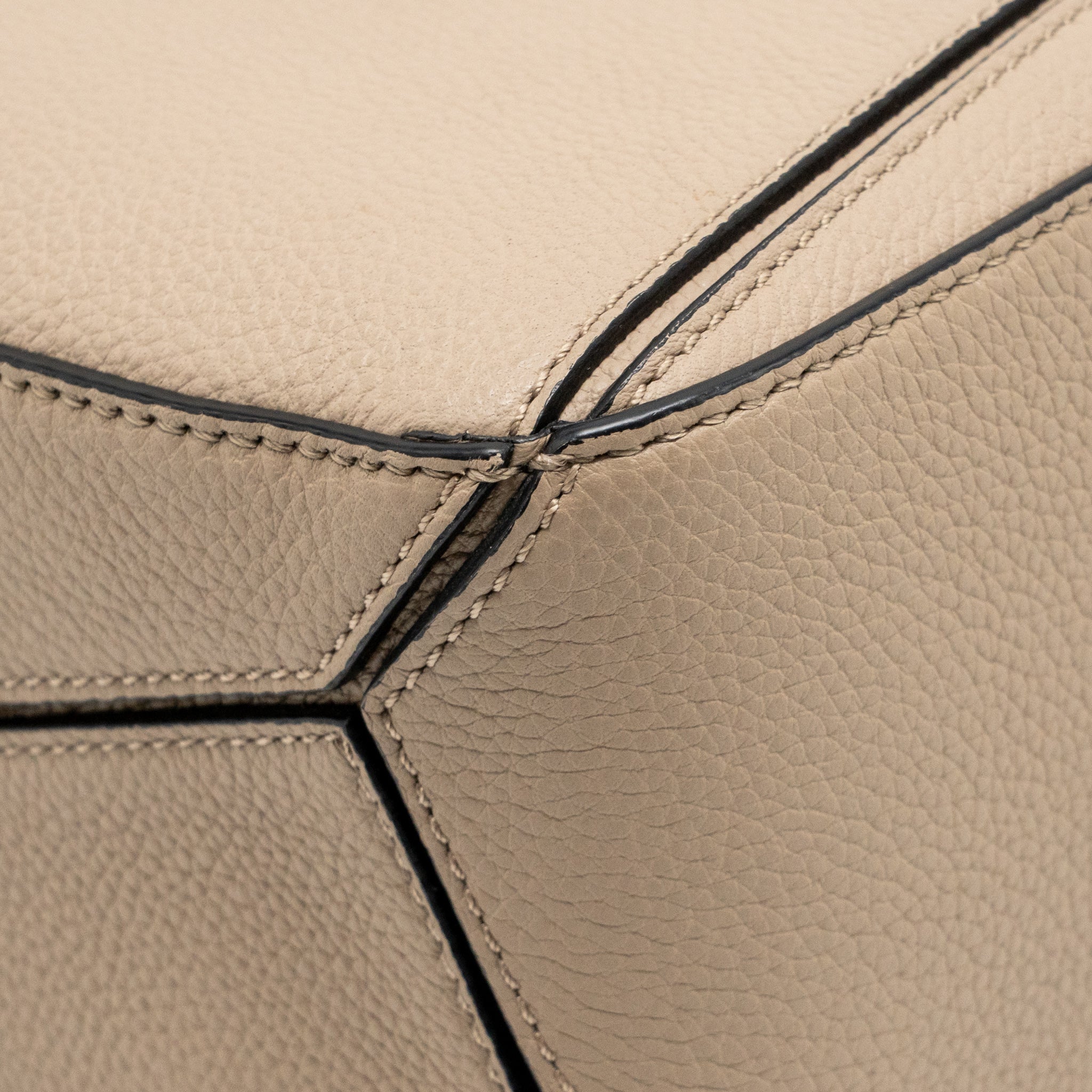 LOEWE SMALL PUZZLE BAG GRAINED CALFSKIN SAND GHW