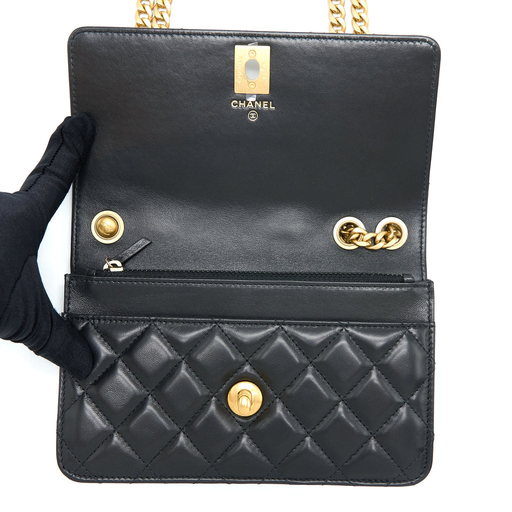 CHANEL 22K GOLD PILLAR WALLET ON CHAIN LAMBSKIN BLACK BRUSHED GHW(MICROCHIP)