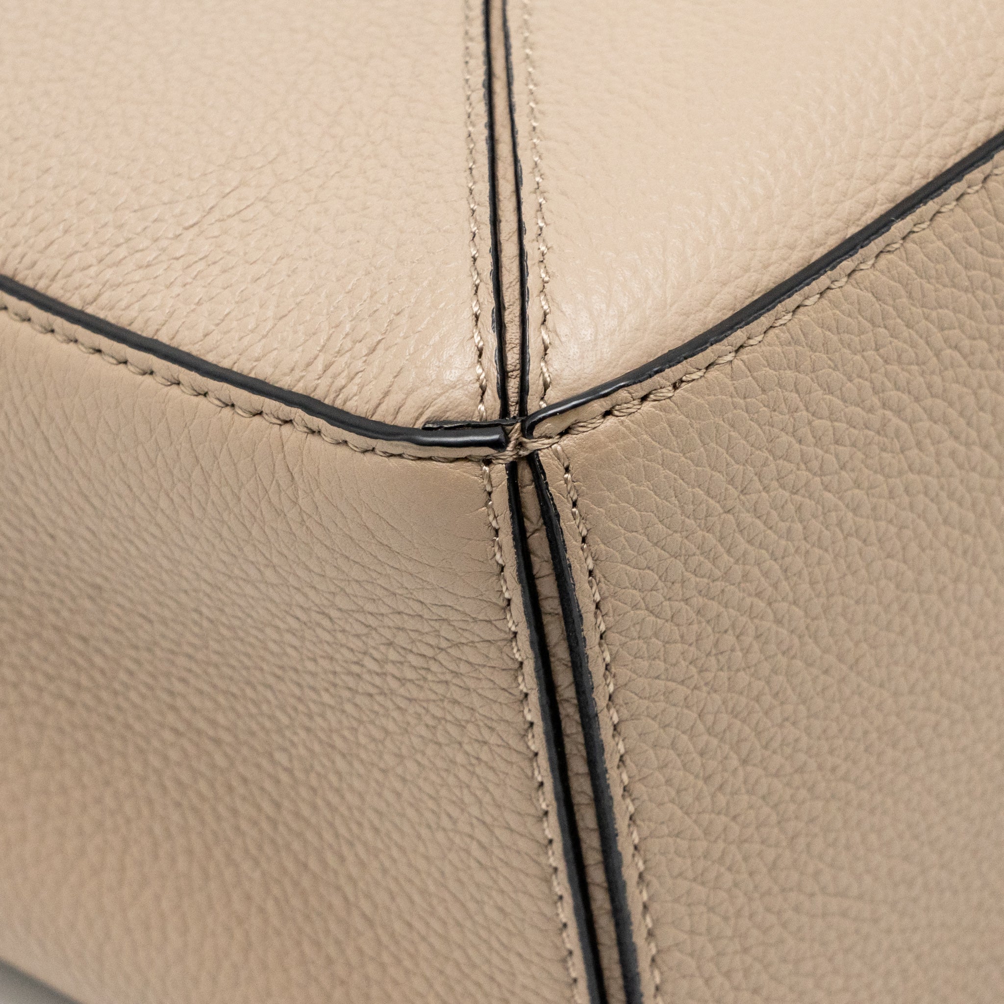 LOEWE SMALL PUZZLE BAG GRAINED CALFSKIN SAND GHW