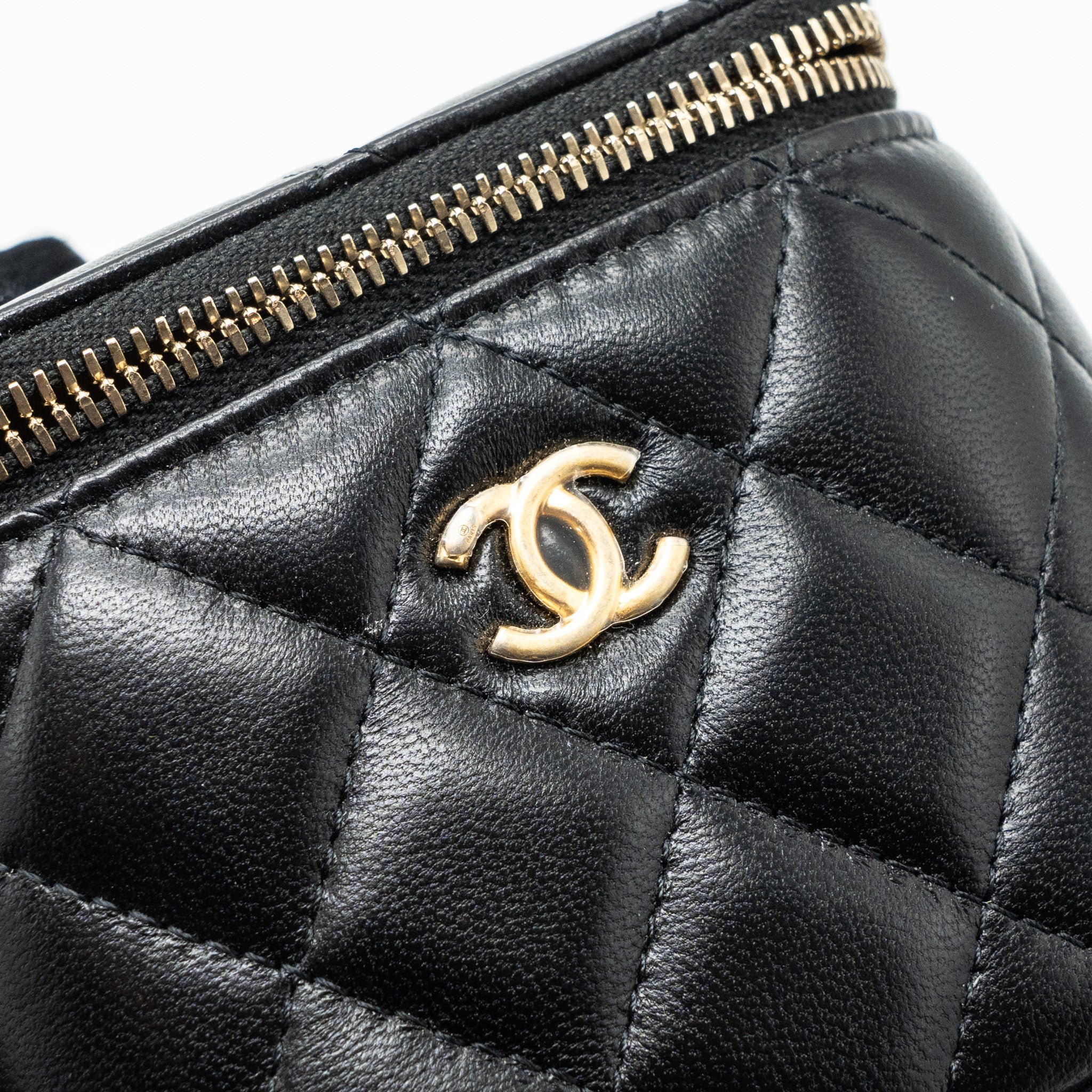 CHANEL PEARL CRUSH MINI VANITY WITH CHAIN LAMBSKIN BLACK GHW