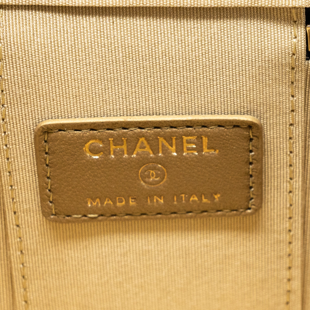 CHANEL PEARL CRUSH MINI VANITY WITH CHAIN LAMBSKIN BLACK GHW