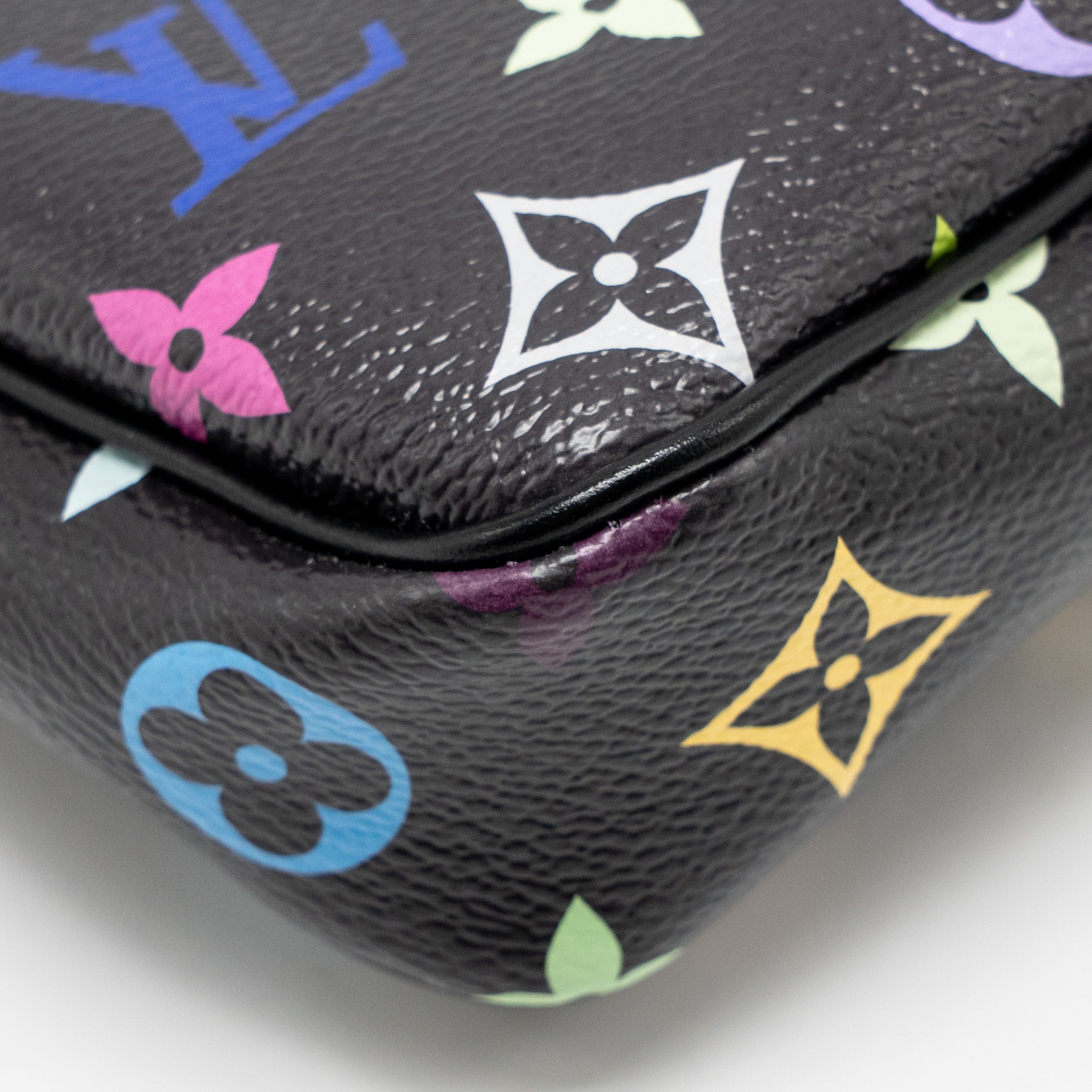 LOUIS VUITTON X TAKASHI MURAKAMI POCHETTE ACCESSORIES MULTICOLOUR MONOGRAM CANVAS BLACK SHW